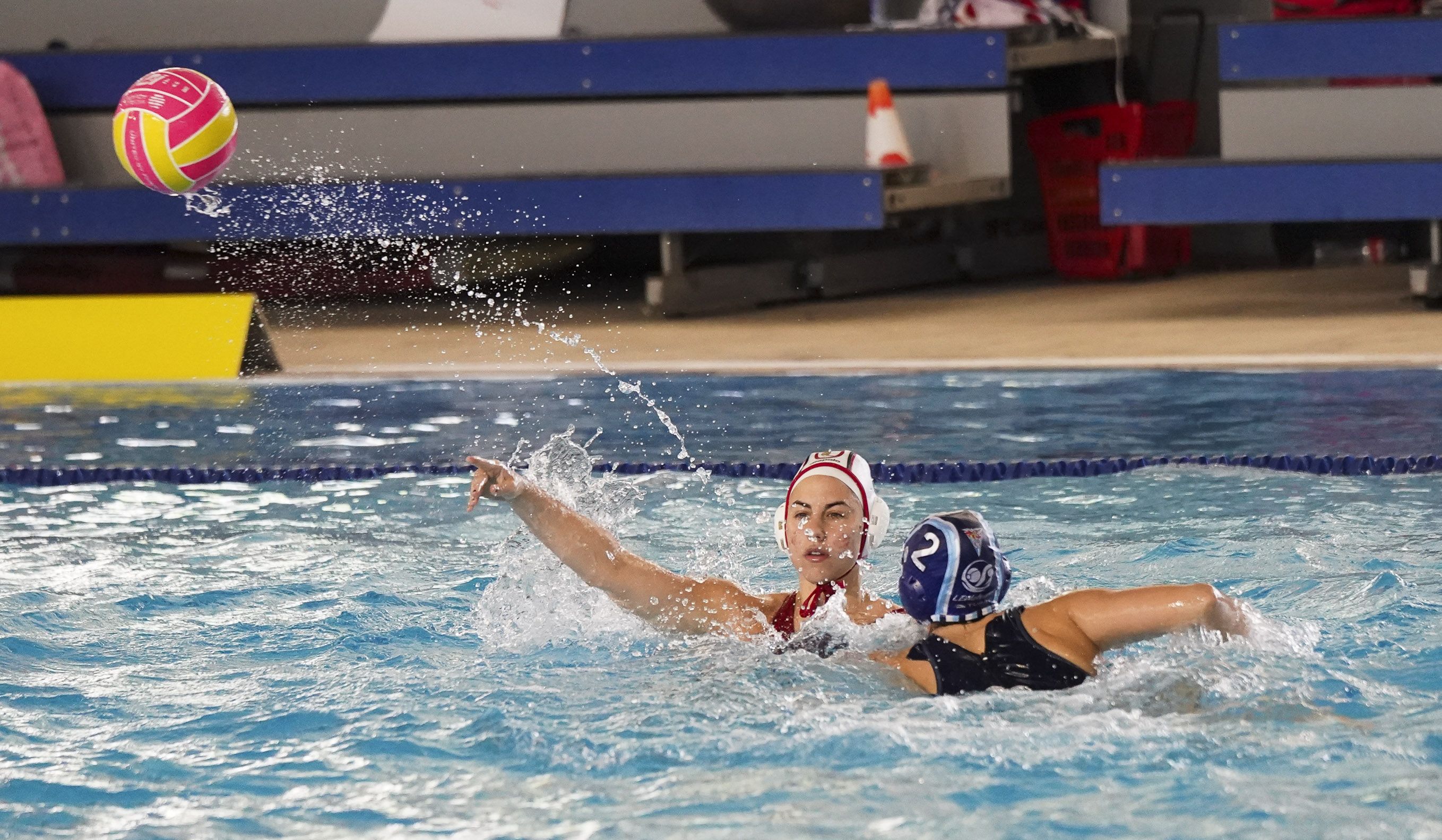 Partido entre o Waterpolo Pontevedra e o CN Barcelona no Rías do Sur Partido entre o Waterpolo Pontevedra e o CN Barcelona no Rías do Sur