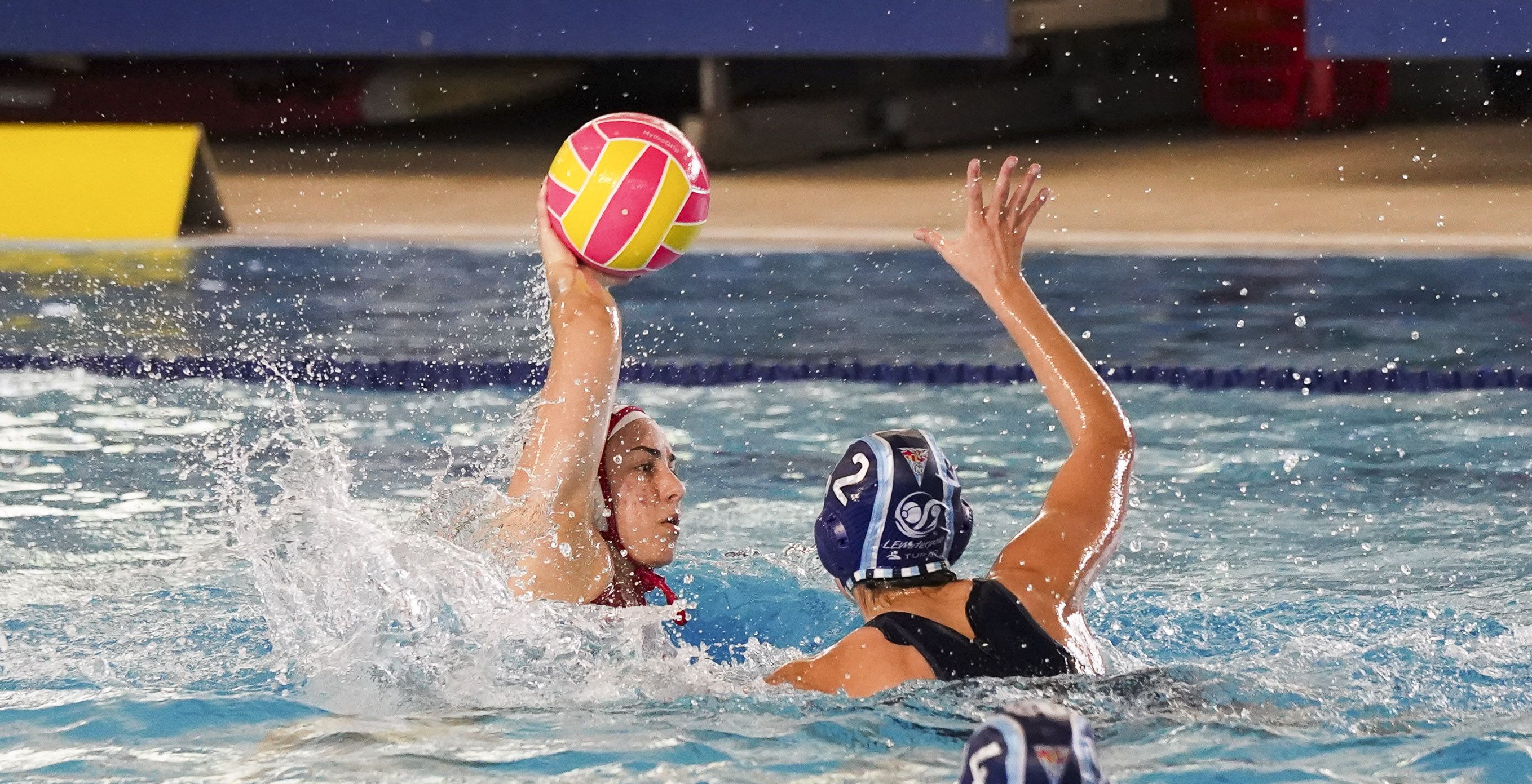 Partido entre o Waterpolo Pontevedra e o CN Barcelona no Rías do Sur Partido entre o Waterpolo Pontevedra e o CN Barcelona no Rías do Sur
