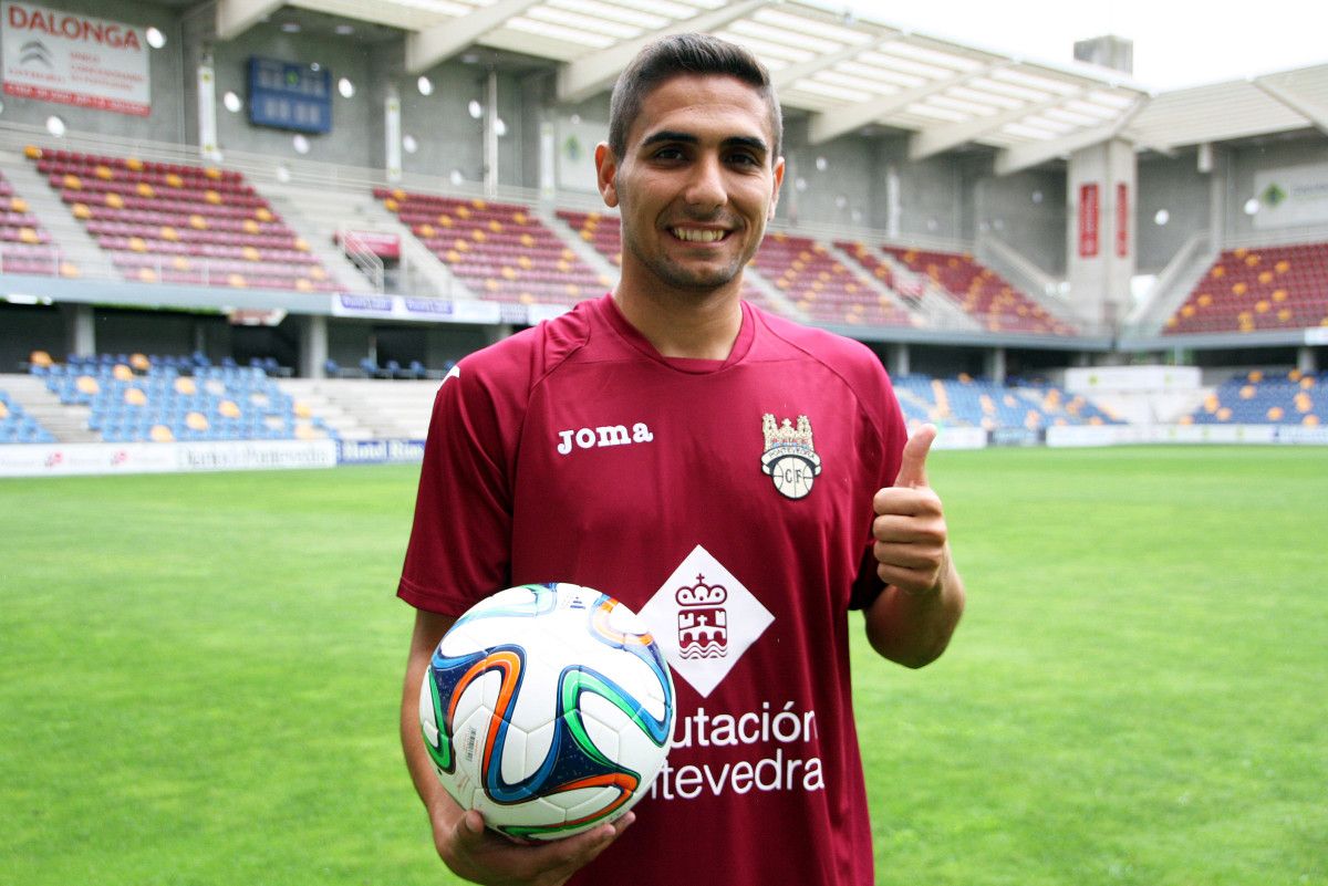 Borjas Martín na súa presentación como xogador do Pontevedra