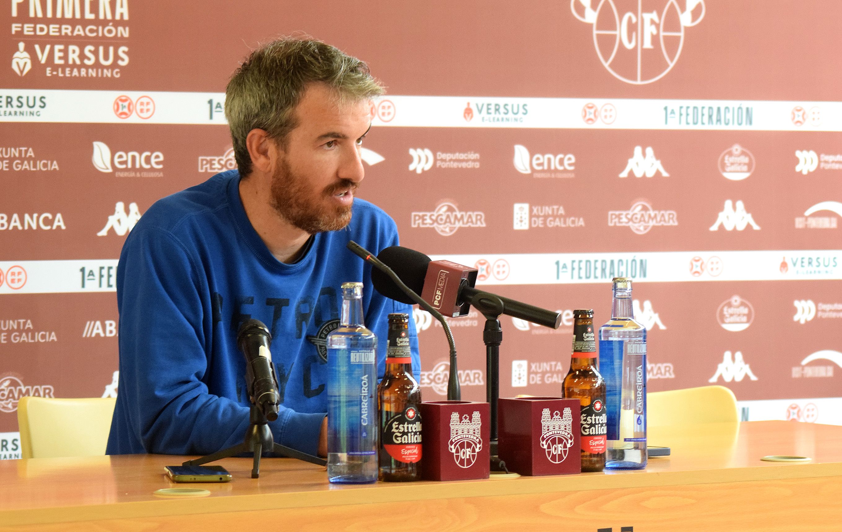 Rubén Domínguez, en la sala de prensa del Estadio Municipal de Pasarón