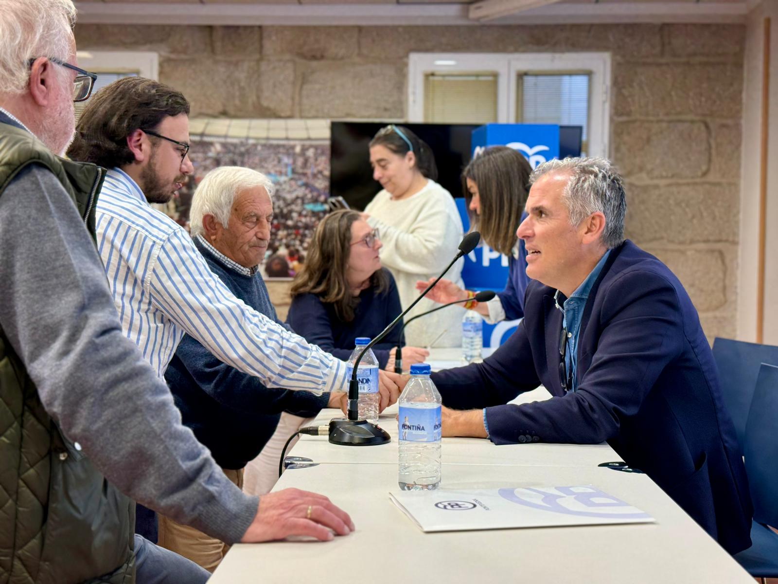 Rafa Domínguez durante la Junta Directiva Local del PP