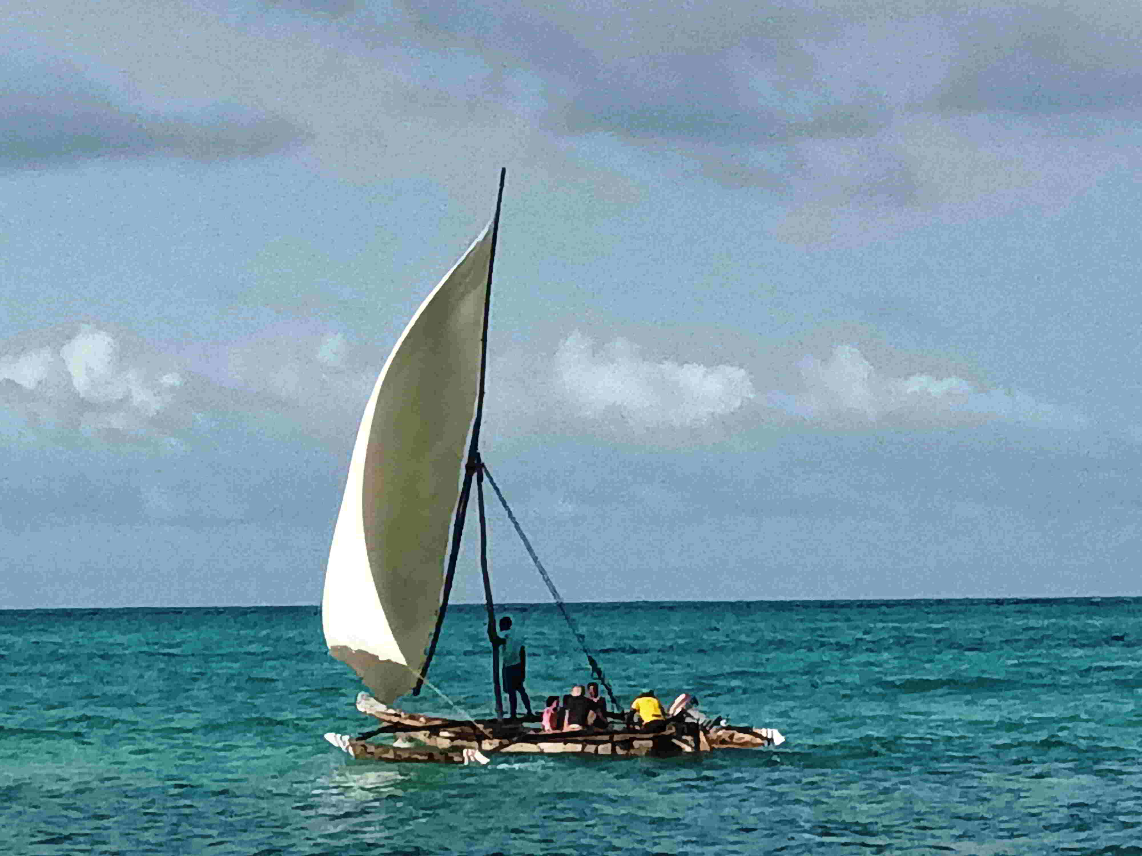 Dhow a navegar Dhow a navegar