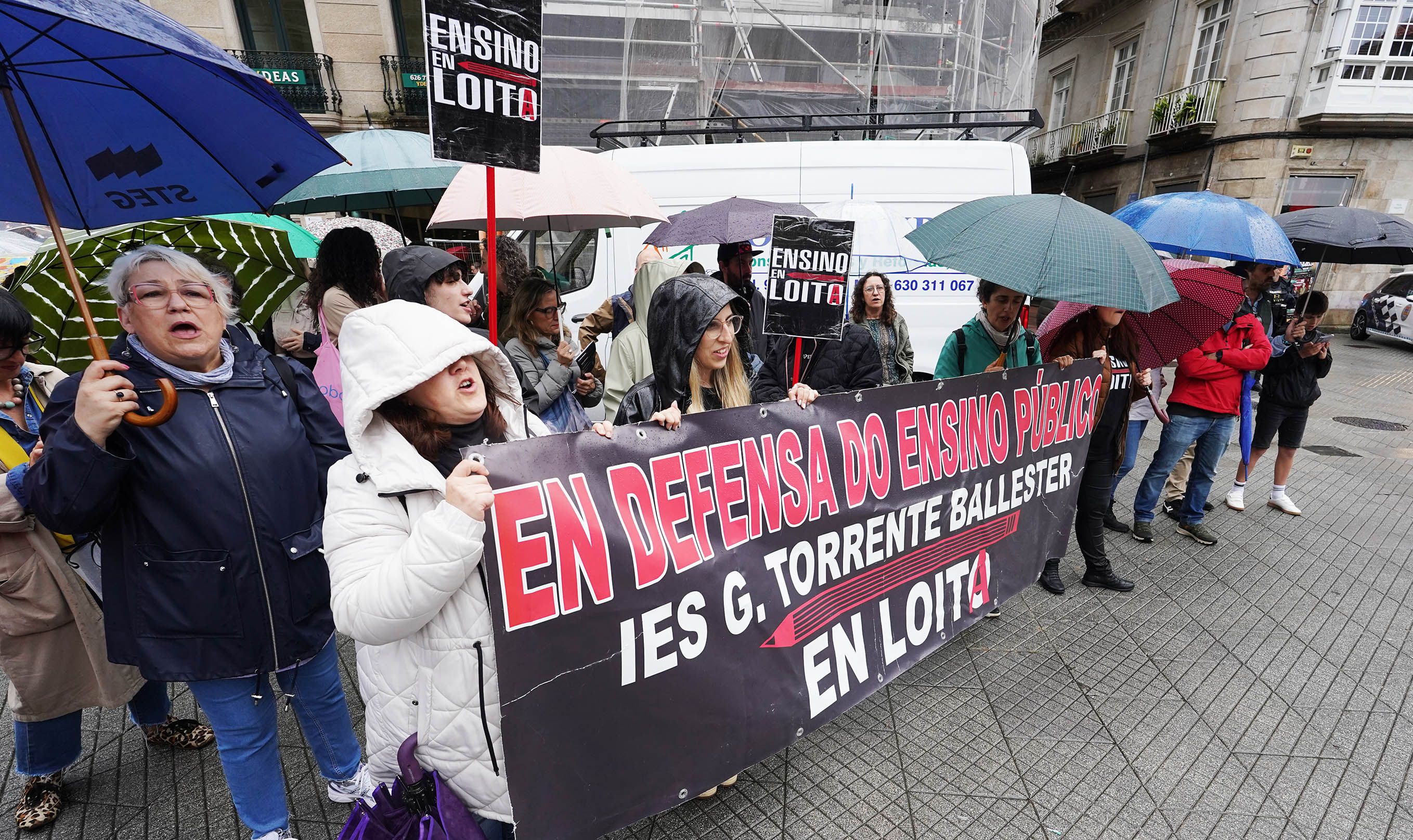 Concentración en defensa de la Enseñanza Pública Concentración en defensa de la Enseñanza Pública
