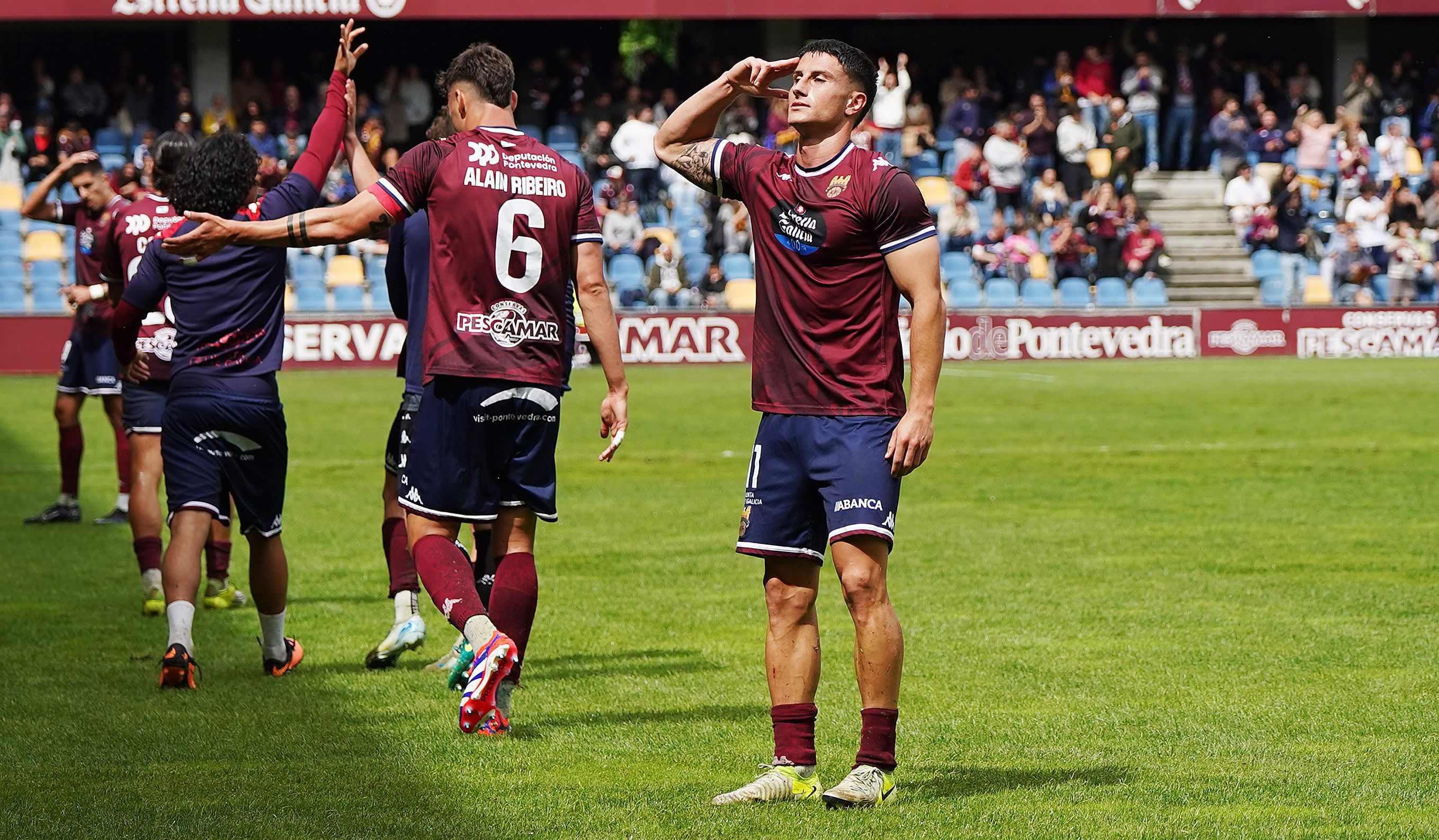 Partido entre Pontevedra CF e Athletic Club B