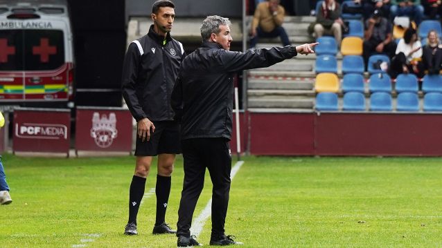 Partido entre Pontevedra CF y Athletic Club B