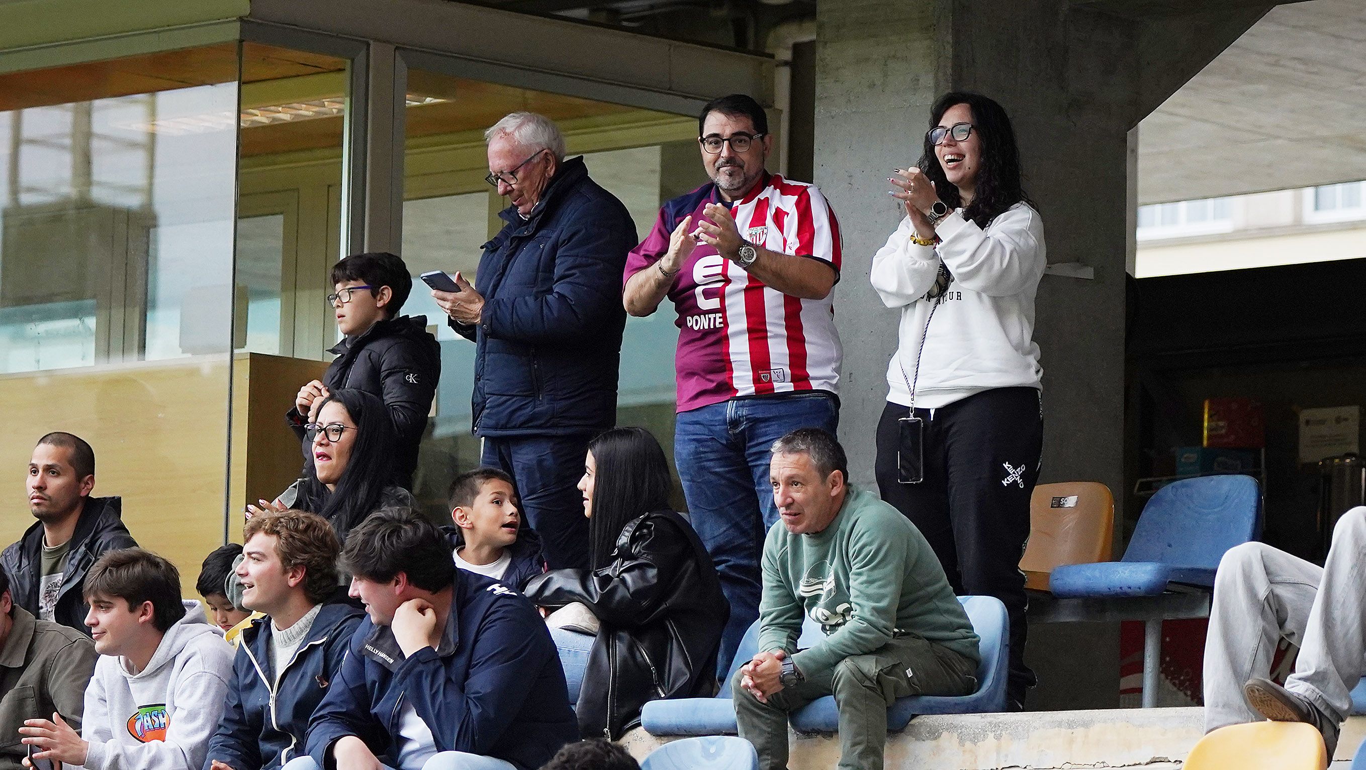 Partido entre Pontevedra CF e Athletic Club B