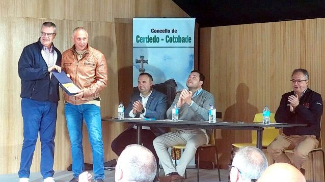 O director xeral de Emerxencias Santiago Villanueva no 25 aniversario de Protección Civil de Cerdedo Cotobade O director xeral de Emerxencias Santiago Villanueva no 25 aniversario de Protección Civil de Cerdedo Cotobade