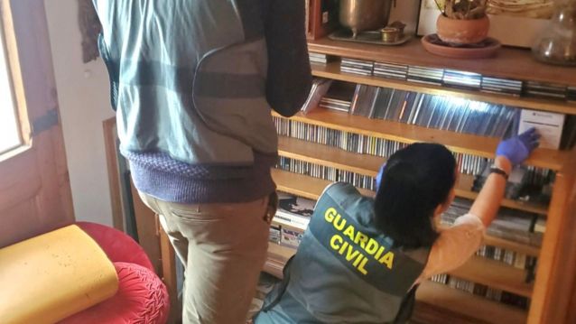 Intervención da Garda Civil ante unha estafa tecnolóxica Intervención da Garda Civil ante unha estafa tecnolóxica