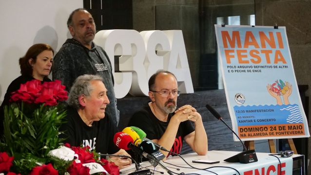 Membros da APDR e da plataforma Ulloa Viva Membros da APDR e da plataforma Ulloa Viva