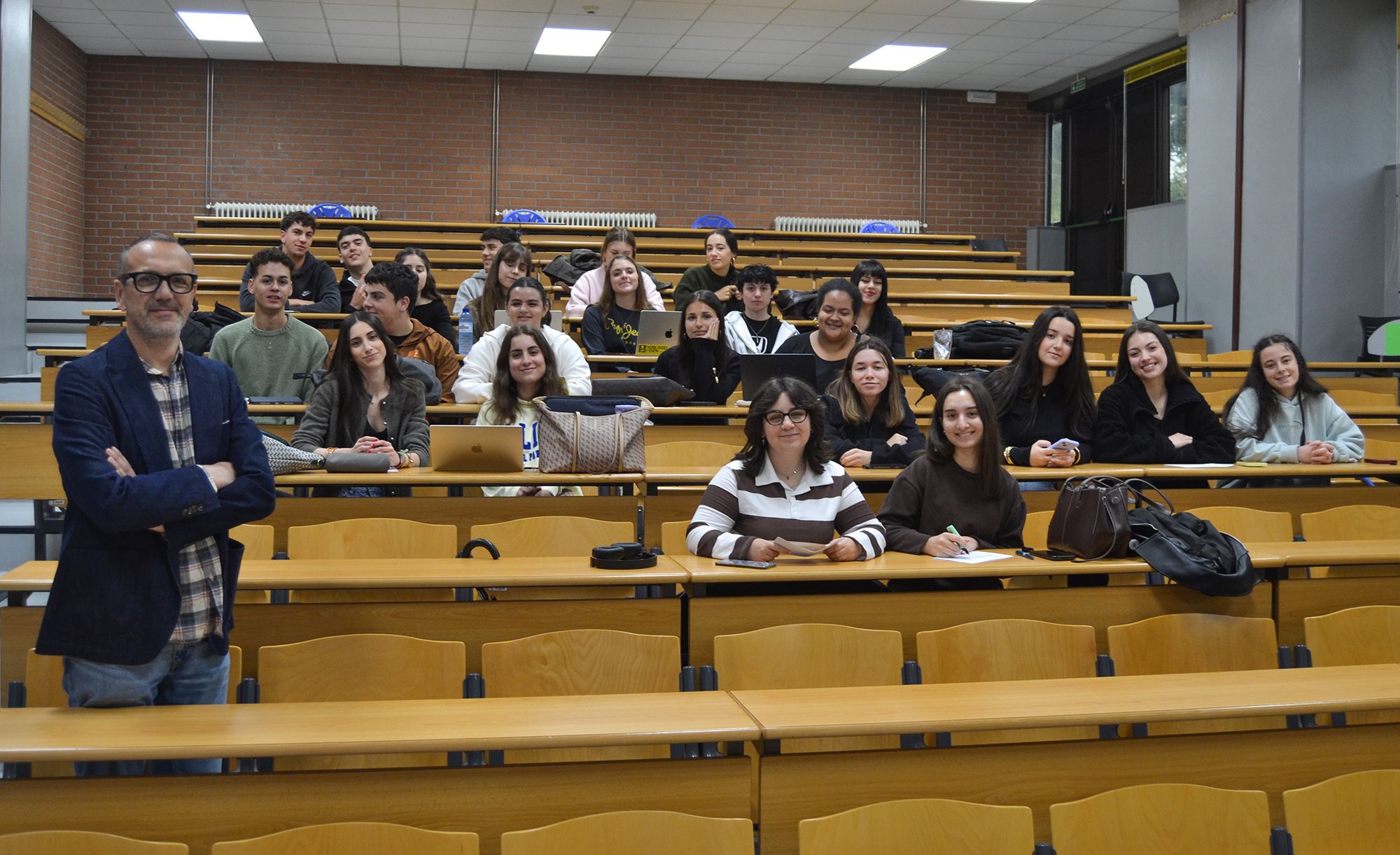 Baamonde, con parte do alumnado participante nesta iniciativa