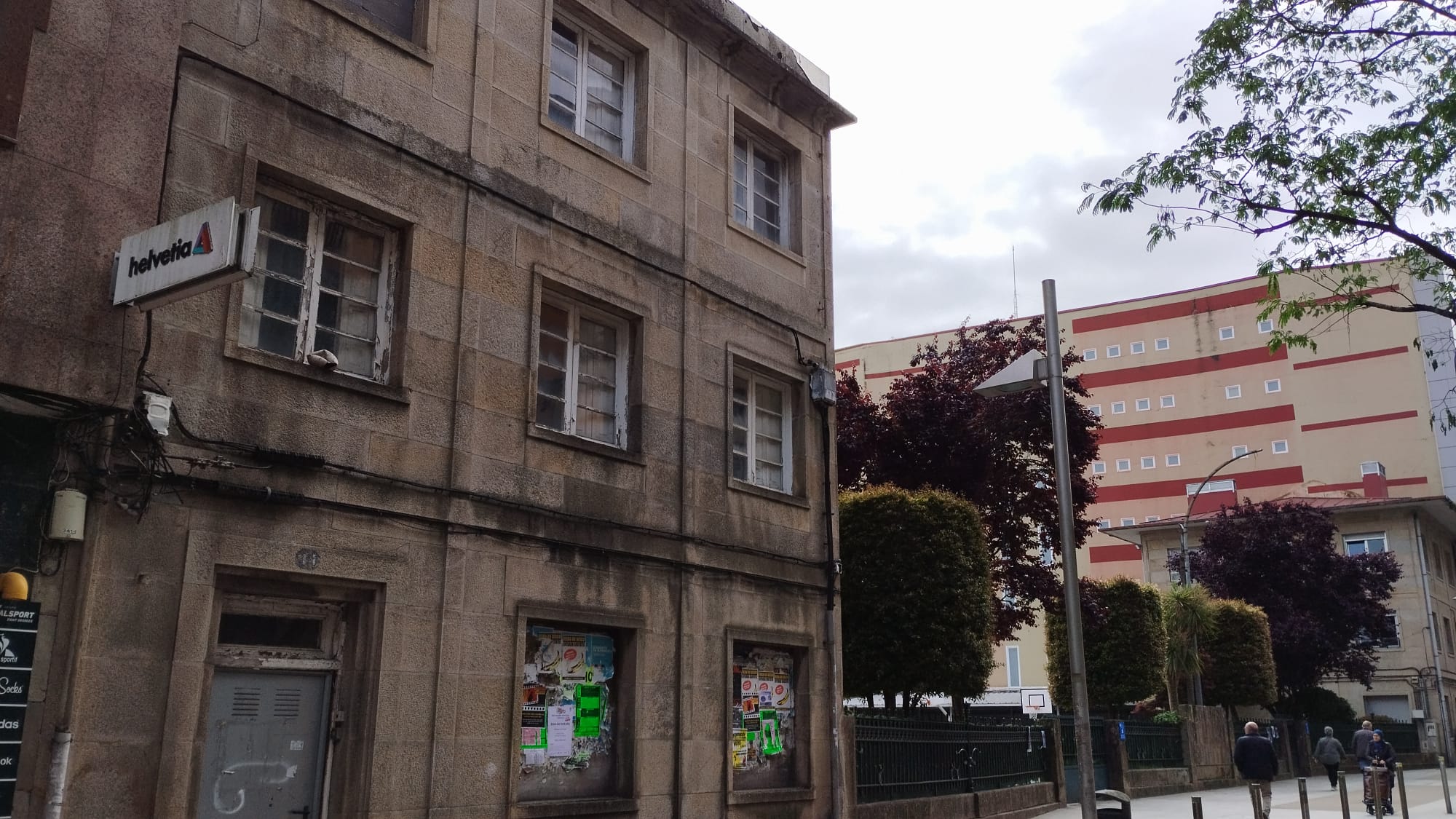 Antigas vivendas dos mestres na rúa Joaquín Costa
