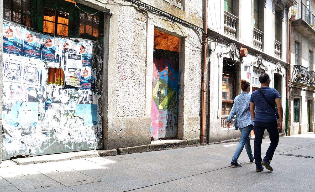 Edificios en ruinas no centro histórico