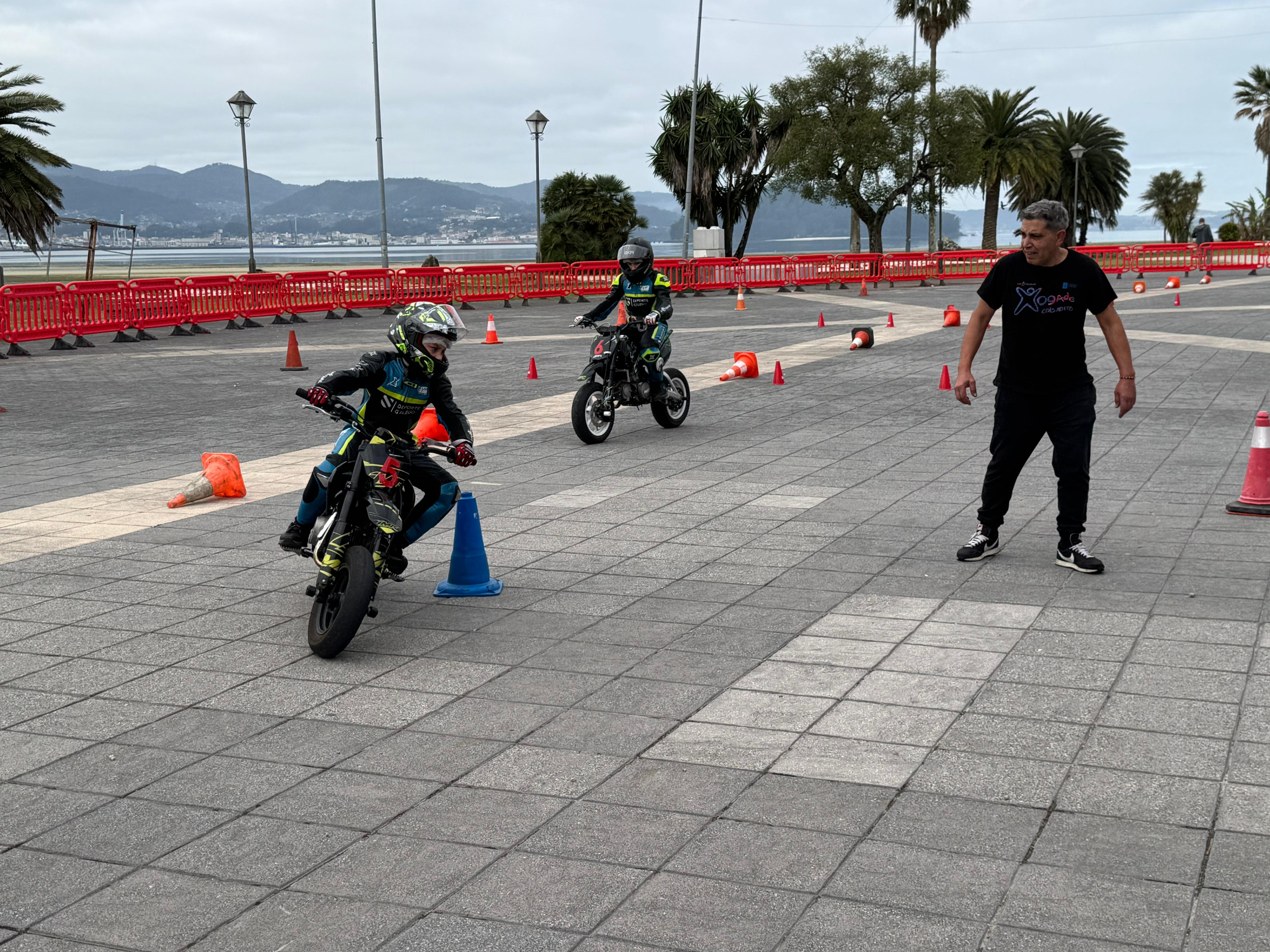 Programa de iniciación al motociclismo "Xogade coas motos" en A Seca