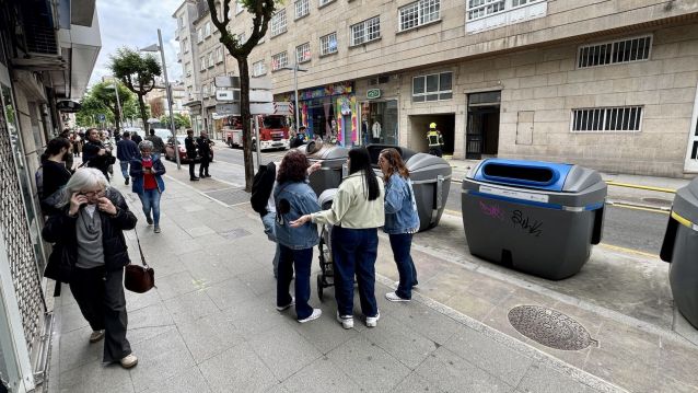 Falsa alarma por un incendio nun garaxe de Benito Corbal