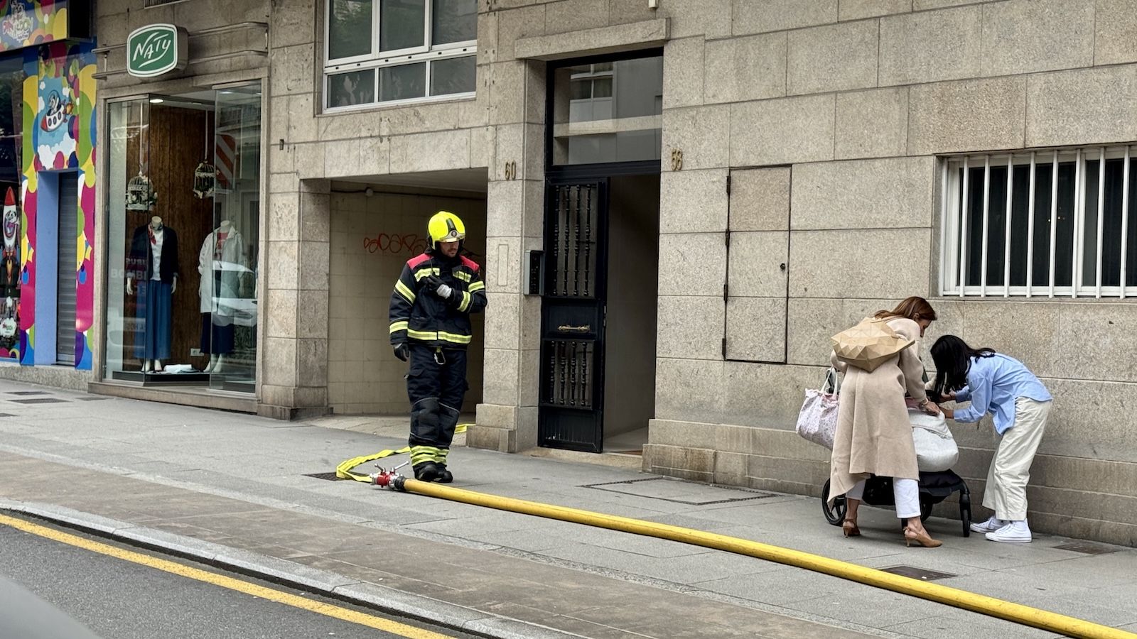 Falsa alarma por un incendio en un garage de Benito Corbal