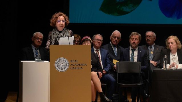 Pleno extraordinario de la RAG por el Día das Letras Galegas Pleno extraordinario de la RAG por el Día das Letras Galegas