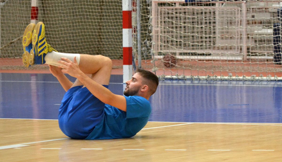 Arkaitz Piriz en un entrenamiento del Teucro