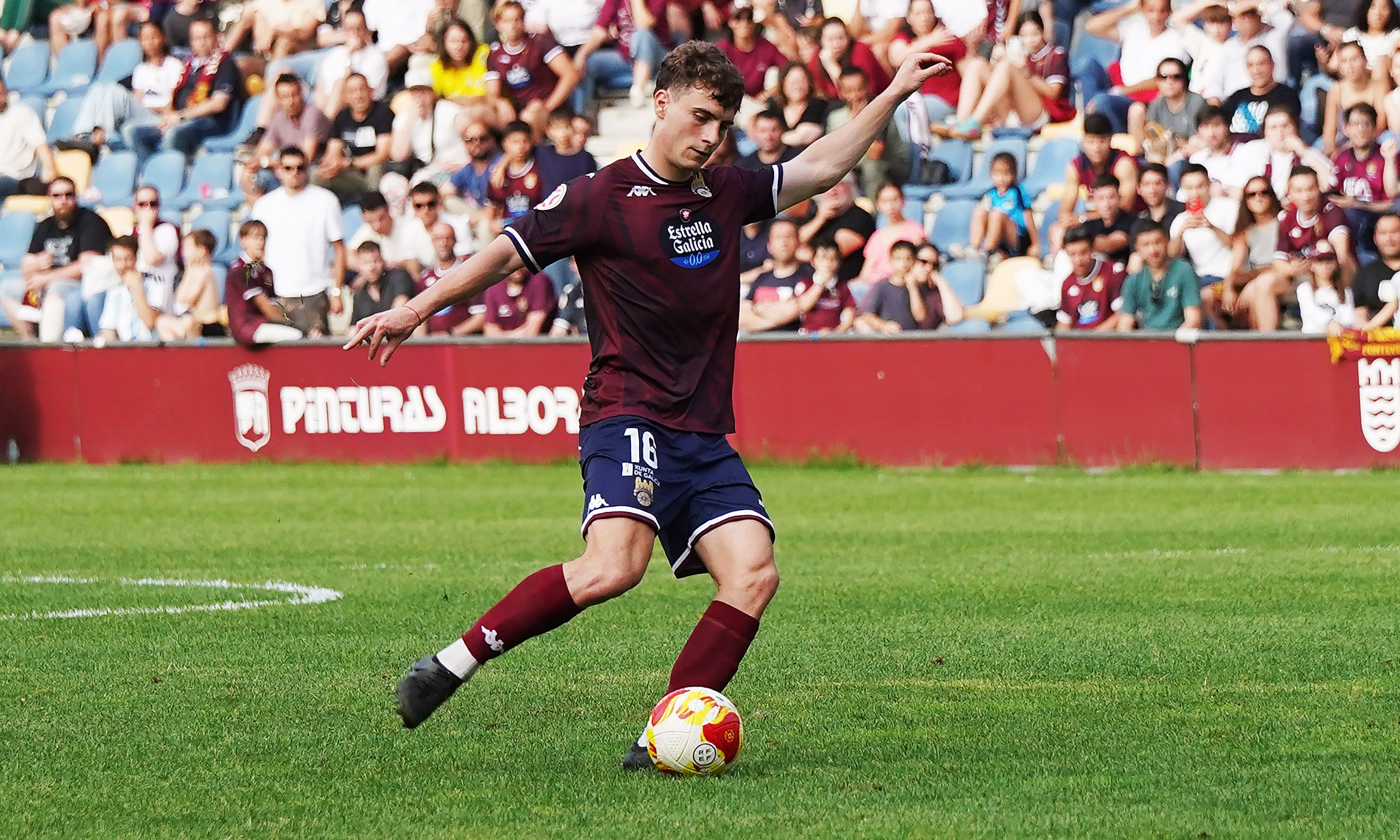 Partido entre Pontevedra CF y Real Avilés Industrial en Pasarón
