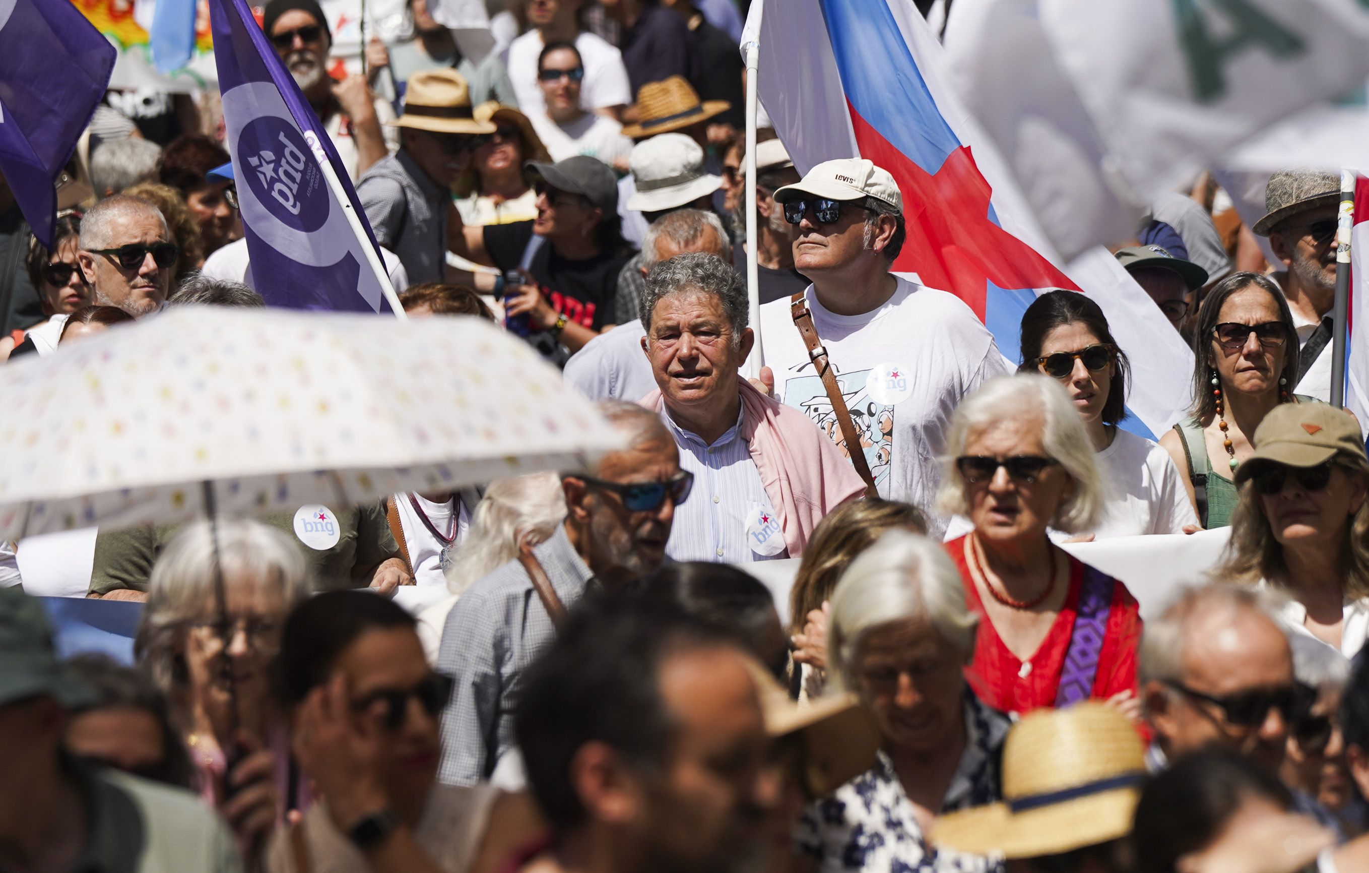 "Mani-Fiesta" por el archivo de ALTRI y el cierre de Ence "Mani-Fiesta" por el archivo de ALTRI y el cierre de Ence