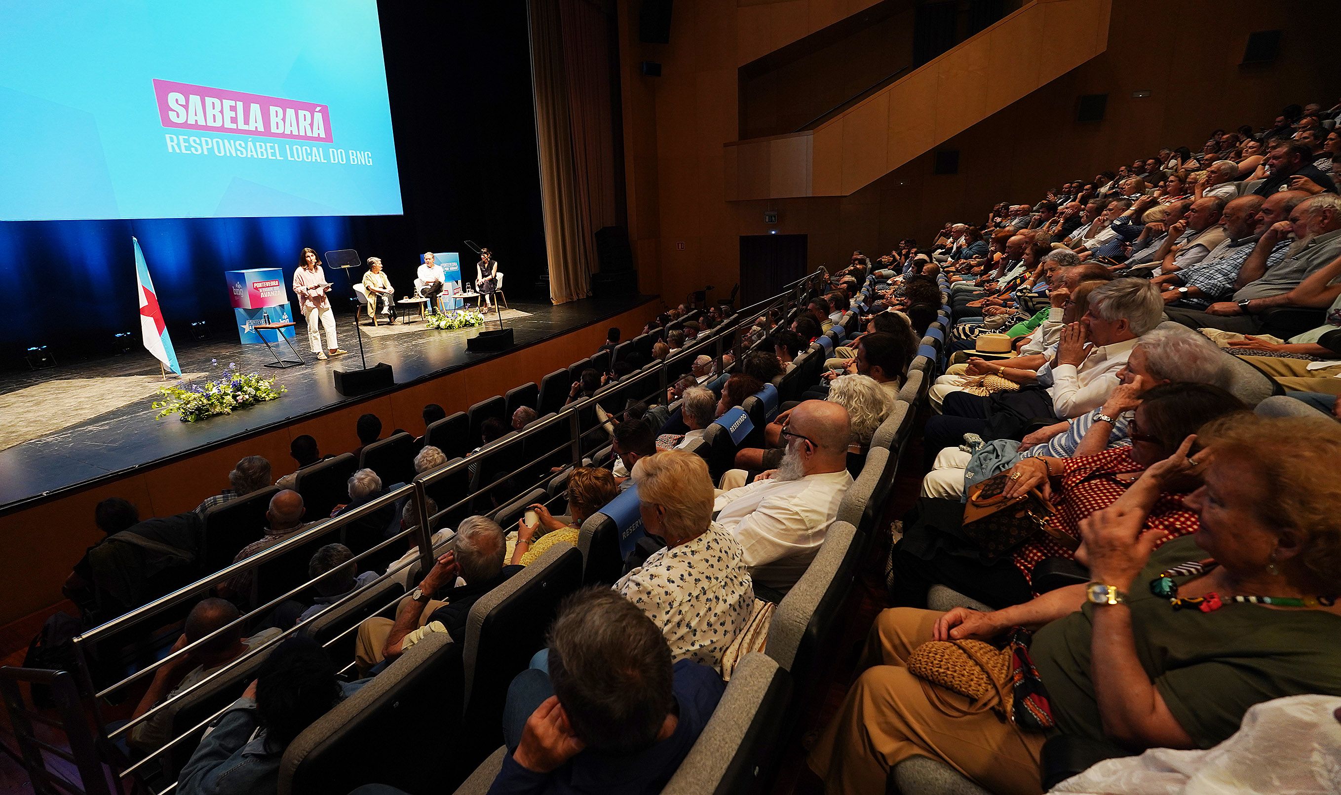 Miguel Anxo Fernández Lores se presenta como candidato del BNG a la alcadía de Pontevedra en 2027 Miguel Anxo Fernández Lores se presenta como candidato del BNG a la alcadía de Pontevedra en 2027