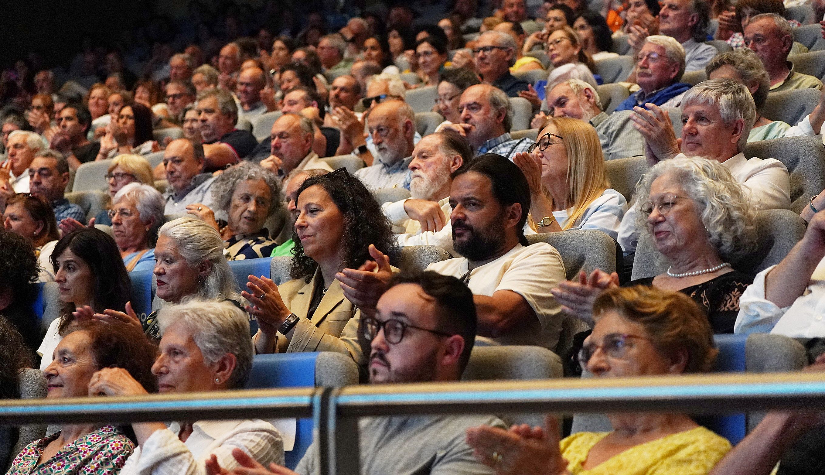 Miguel Anxo Fernández Lores se presenta como candidato del BNG a la alcadía de Pontevedra en 2027 Miguel Anxo Fernández Lores se presenta como candidato del BNG a la alcadía de Pontevedra en 2027