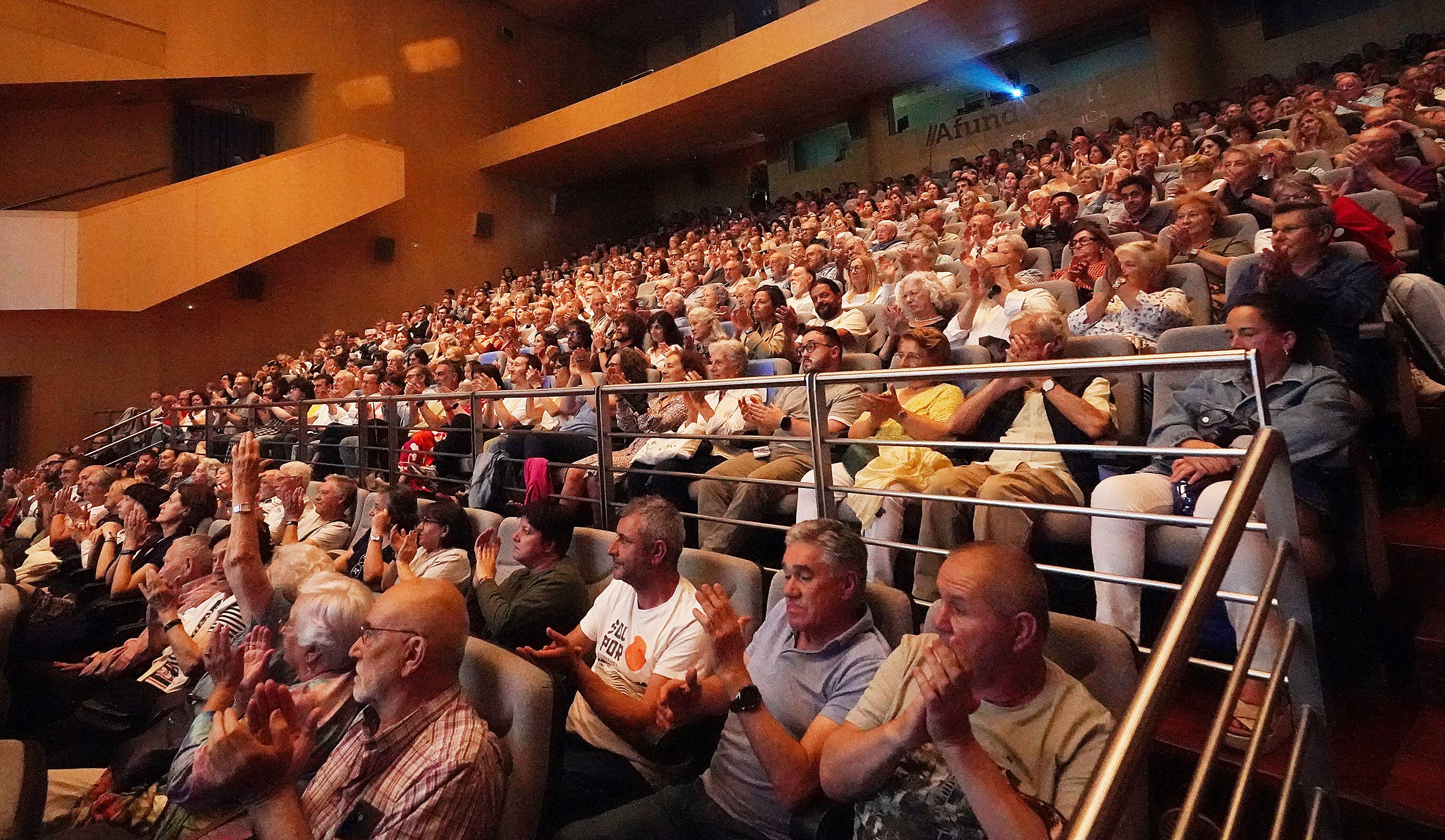 Miguel Anxo Fernández Lores se presenta como candidato del BNG a la alcadía de Pontevedra en 2027 Miguel Anxo Fernández Lores se presenta como candidato del BNG a la alcadía de Pontevedra en 2027