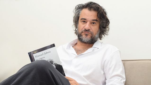 Manuel Jabois, co seu libro 'La víspera' Manuel Jabois, co seu libro 'La víspera'