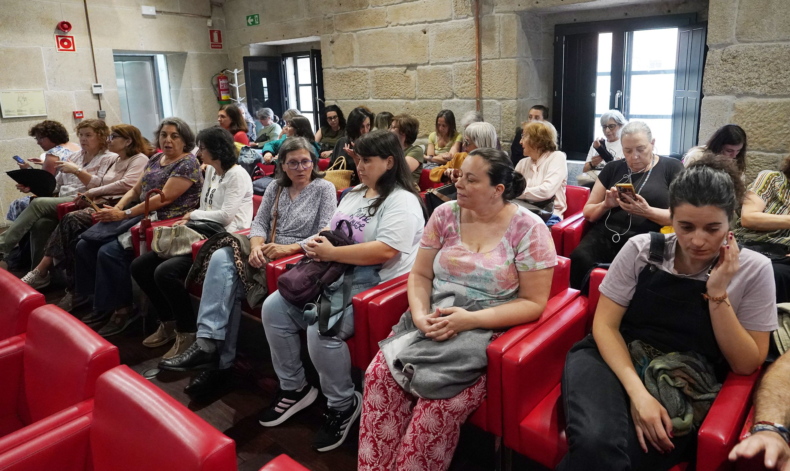 Ledicia Costas e Sara Vila nos Faladoiros Feministas 2026
