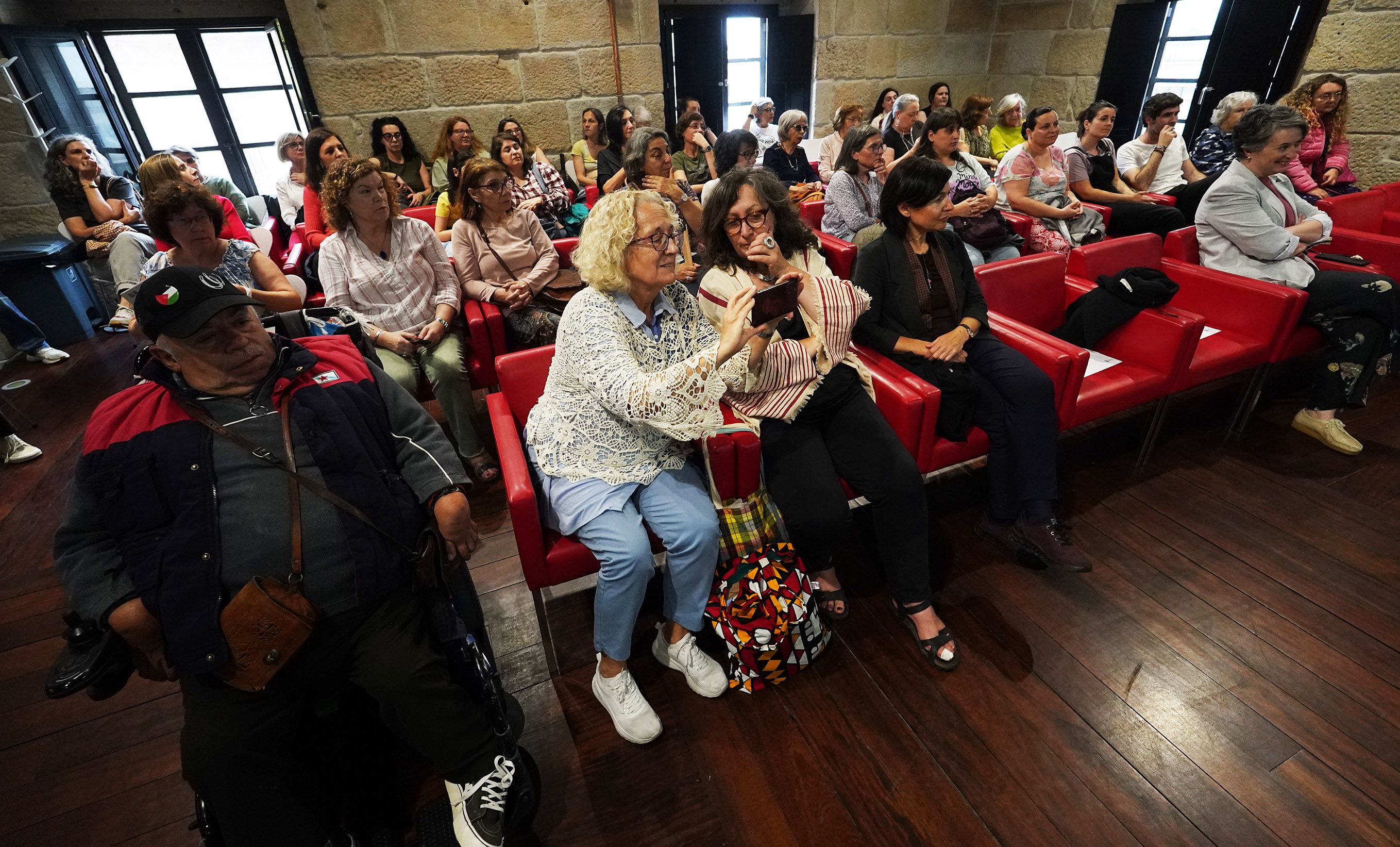 Ledicia Costas e Sara Vila nos Faladoiros Feministas 2026