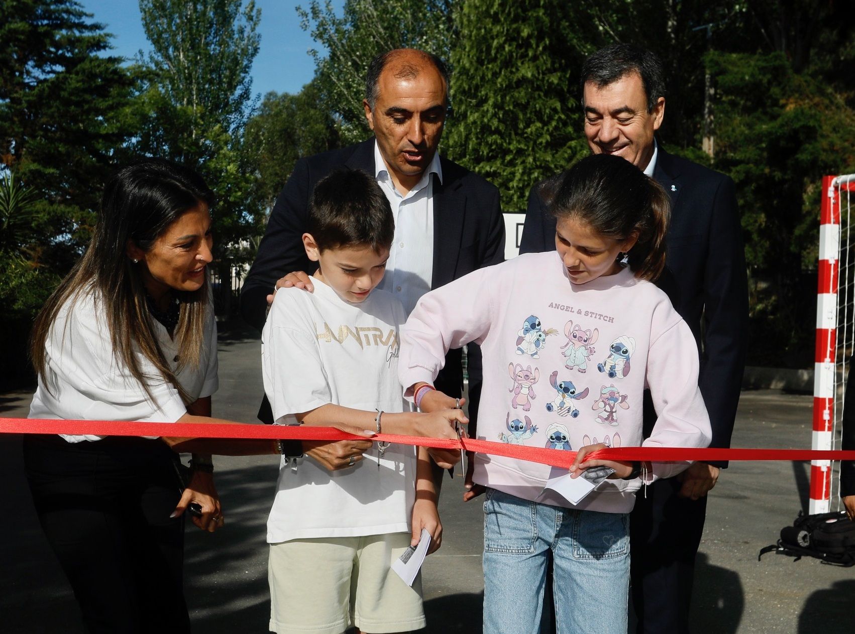 Inauguración do patio do CEIP de Chancelas
