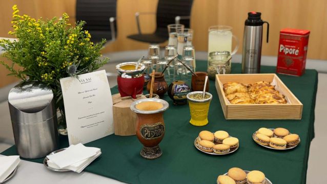 Desayuno argentino preparado por Vía Nai para el Salón do Libro