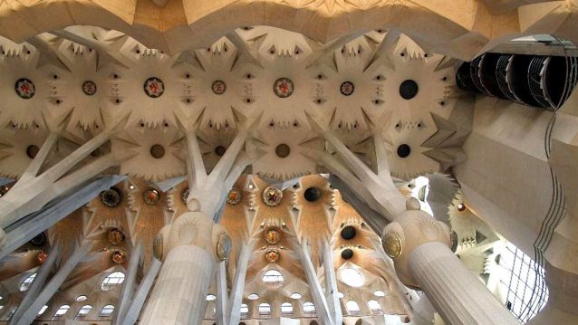 Nave central da Sagrada Familia na que traballou Manuel Mallo Nave central da Sagrada Familia na que traballou Manuel Mallo