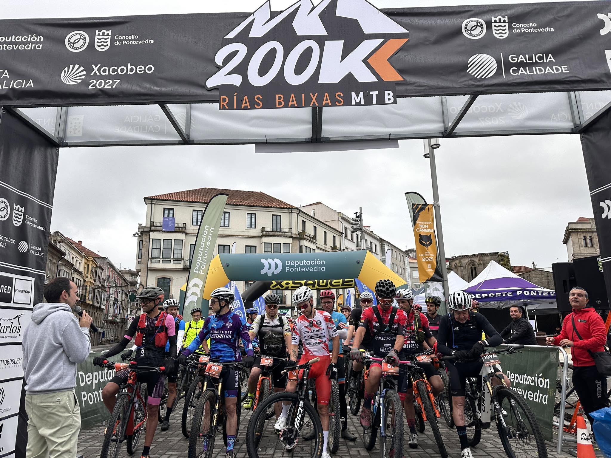 Saída da 200k Rías Baixas MTB