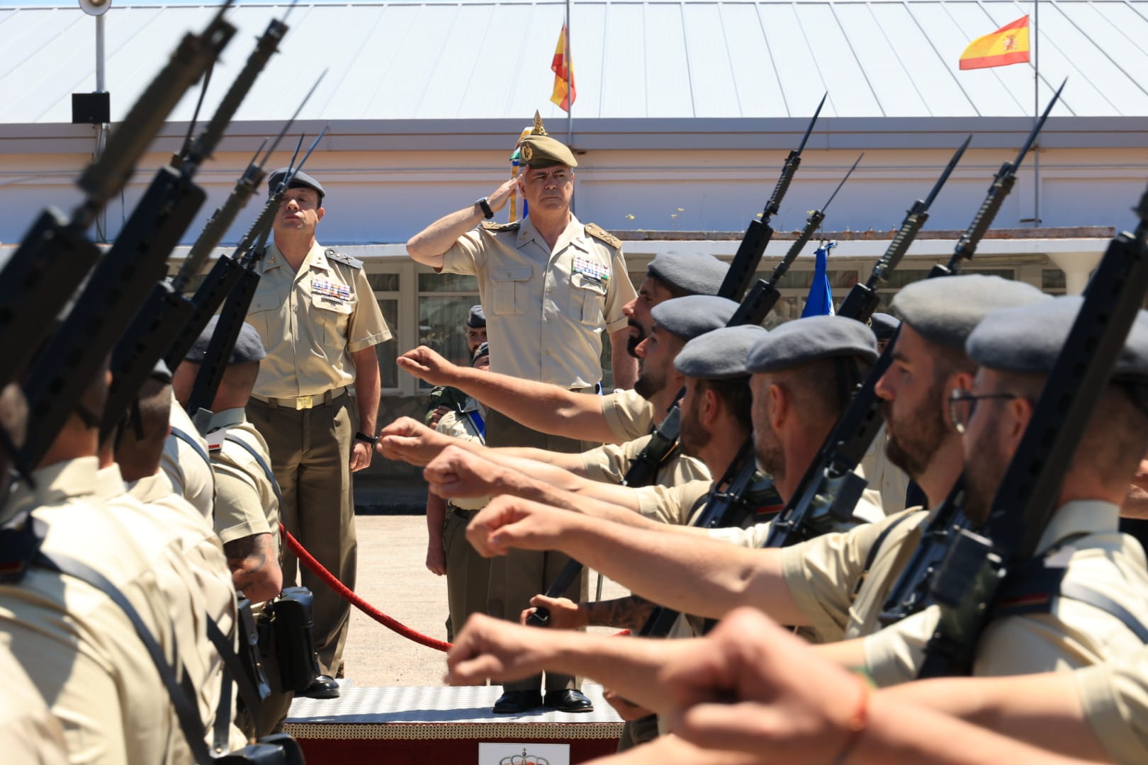 Parada militar para celebrar o 60 aniversario da Brilat