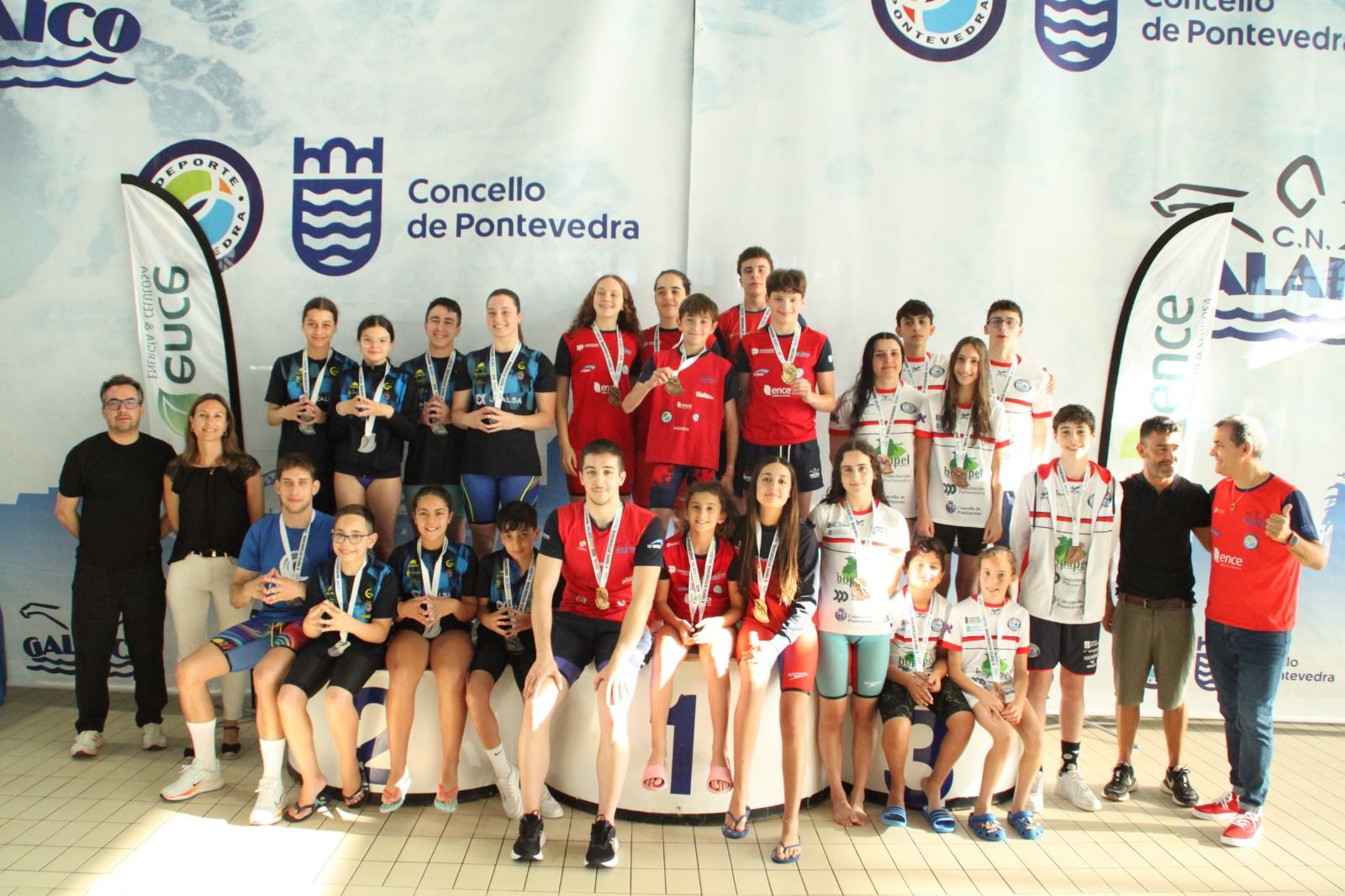 Podio do II Trofeo Internacional Galaico Ence de Natación