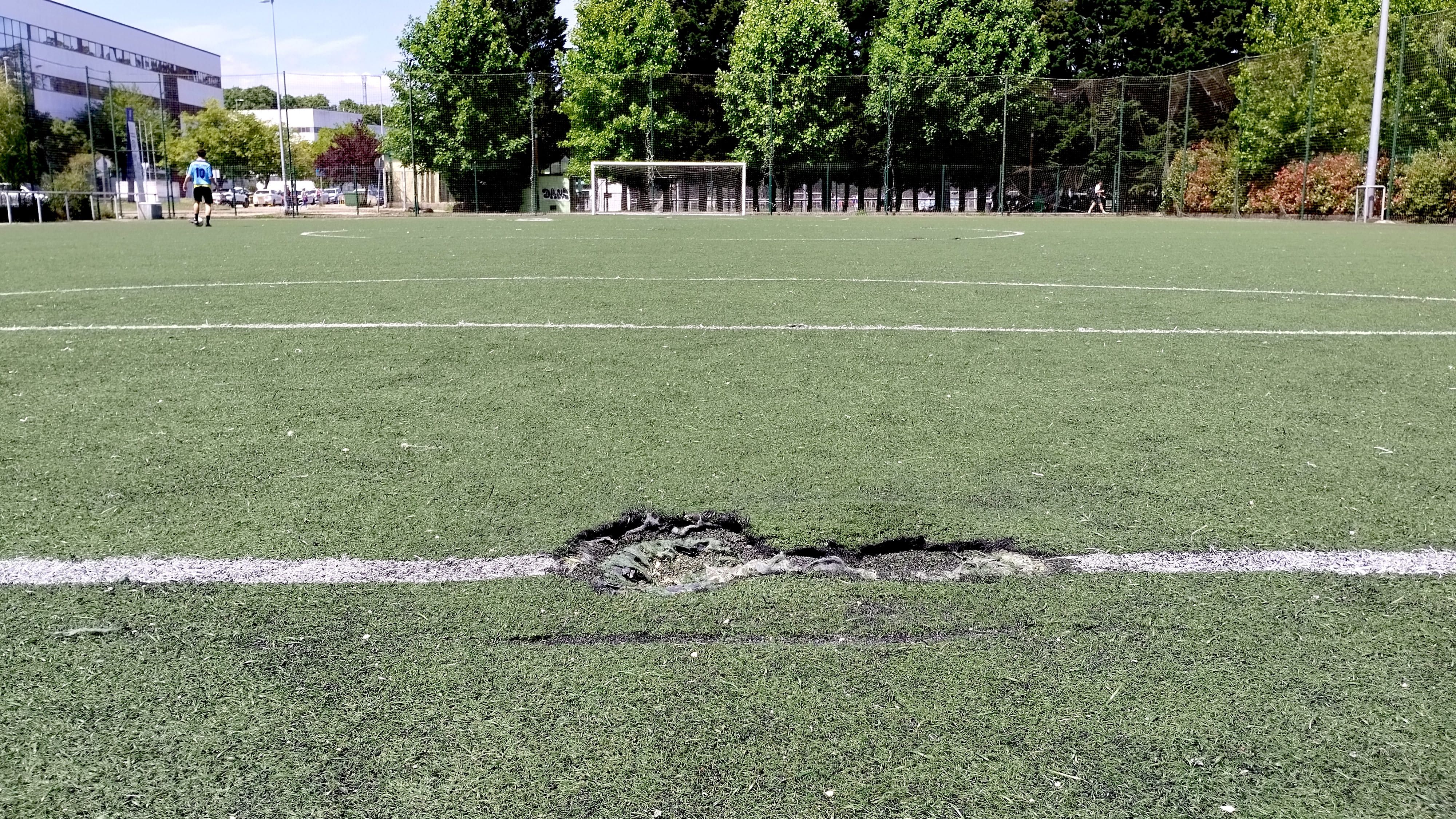 Campo 2 de fútbol-8 do Complexo Manolo Barreiro na Xunqueira