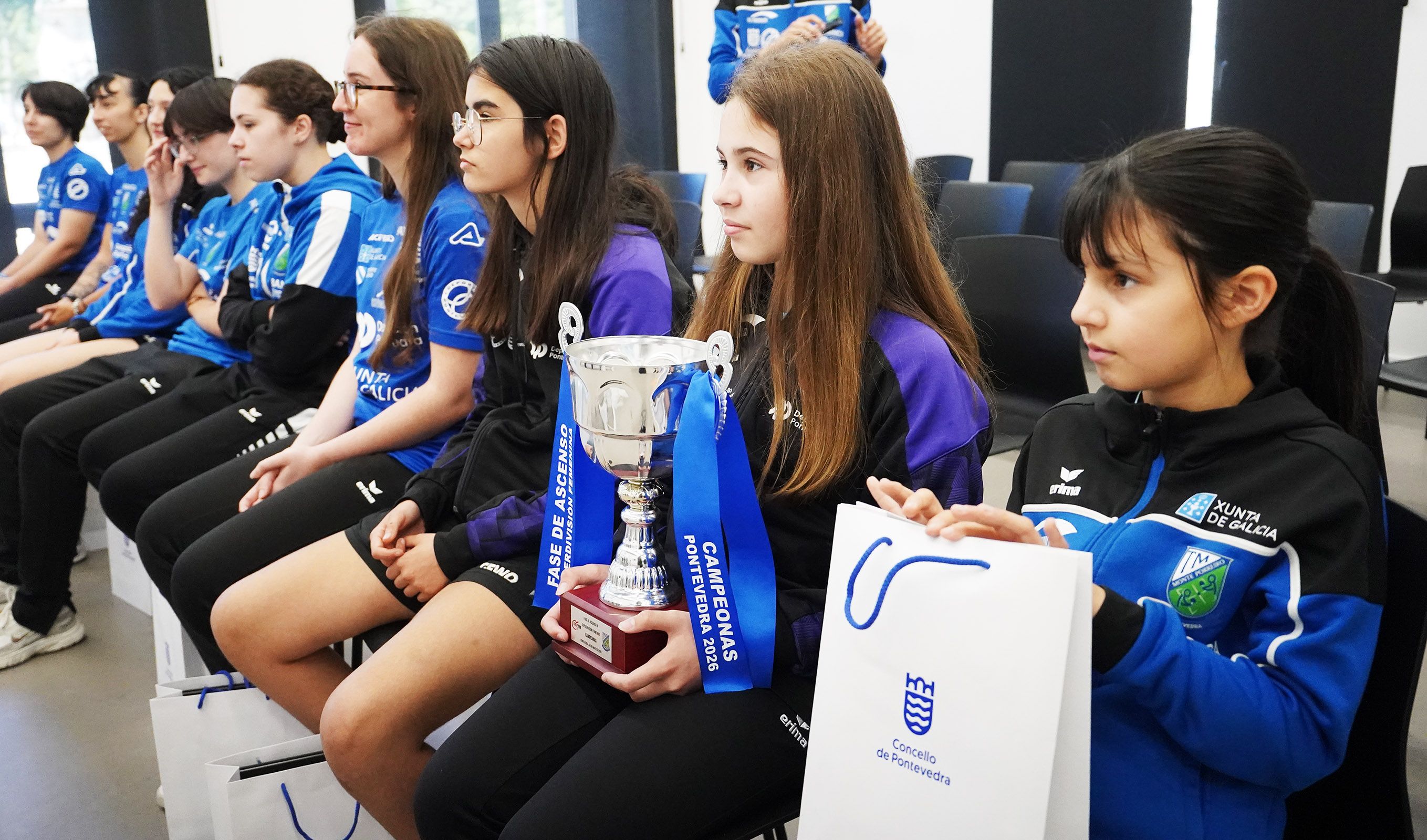 Recepción ao TM Monte Porreiro no Concello polo seu ascenso a Superdivisión Feminina Recepción ao TM Monte Porreiro no Concello polo seu ascenso a Superdivisión Feminina
