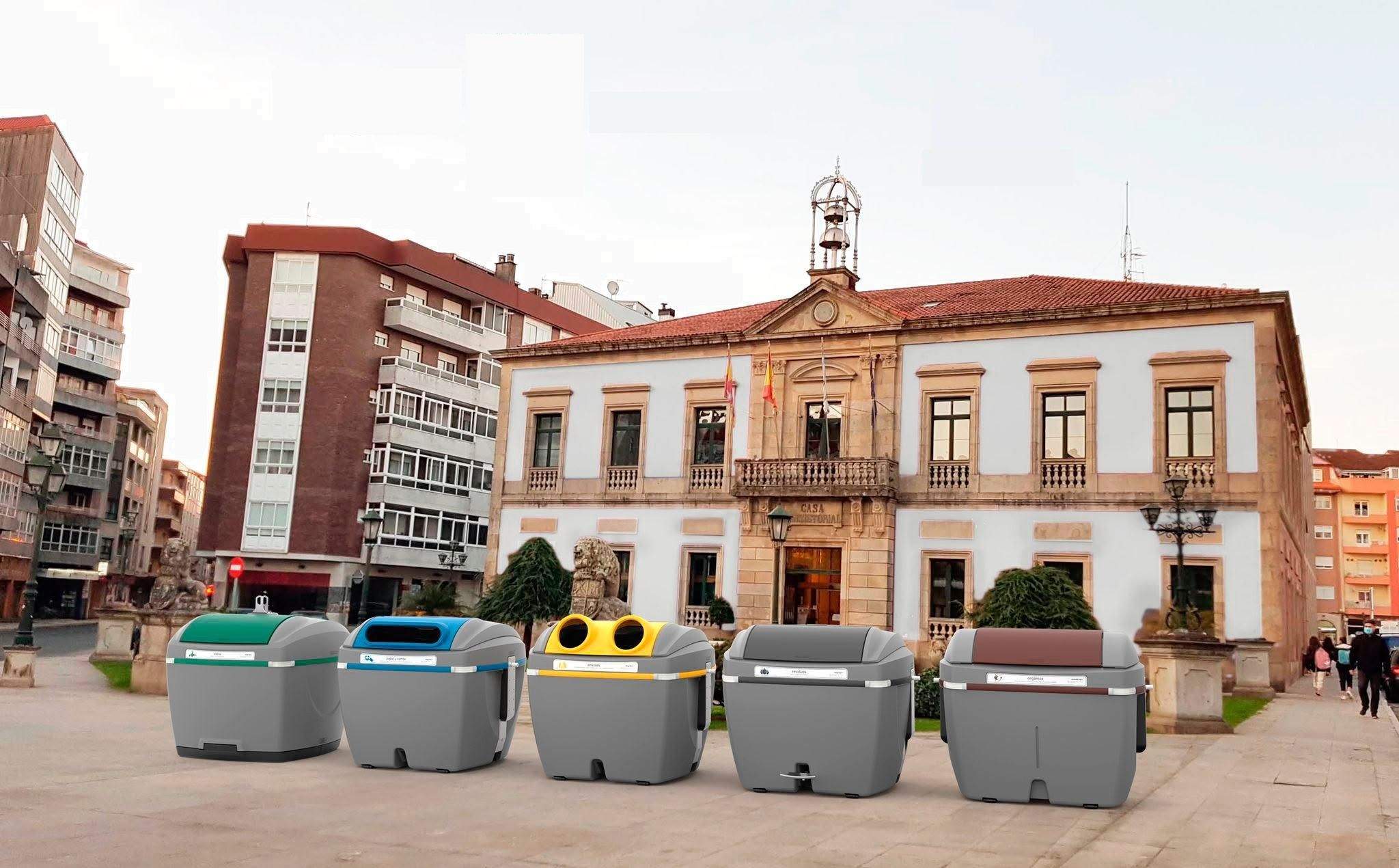 Contenedores de basura delante del Concello de Vilagarcía