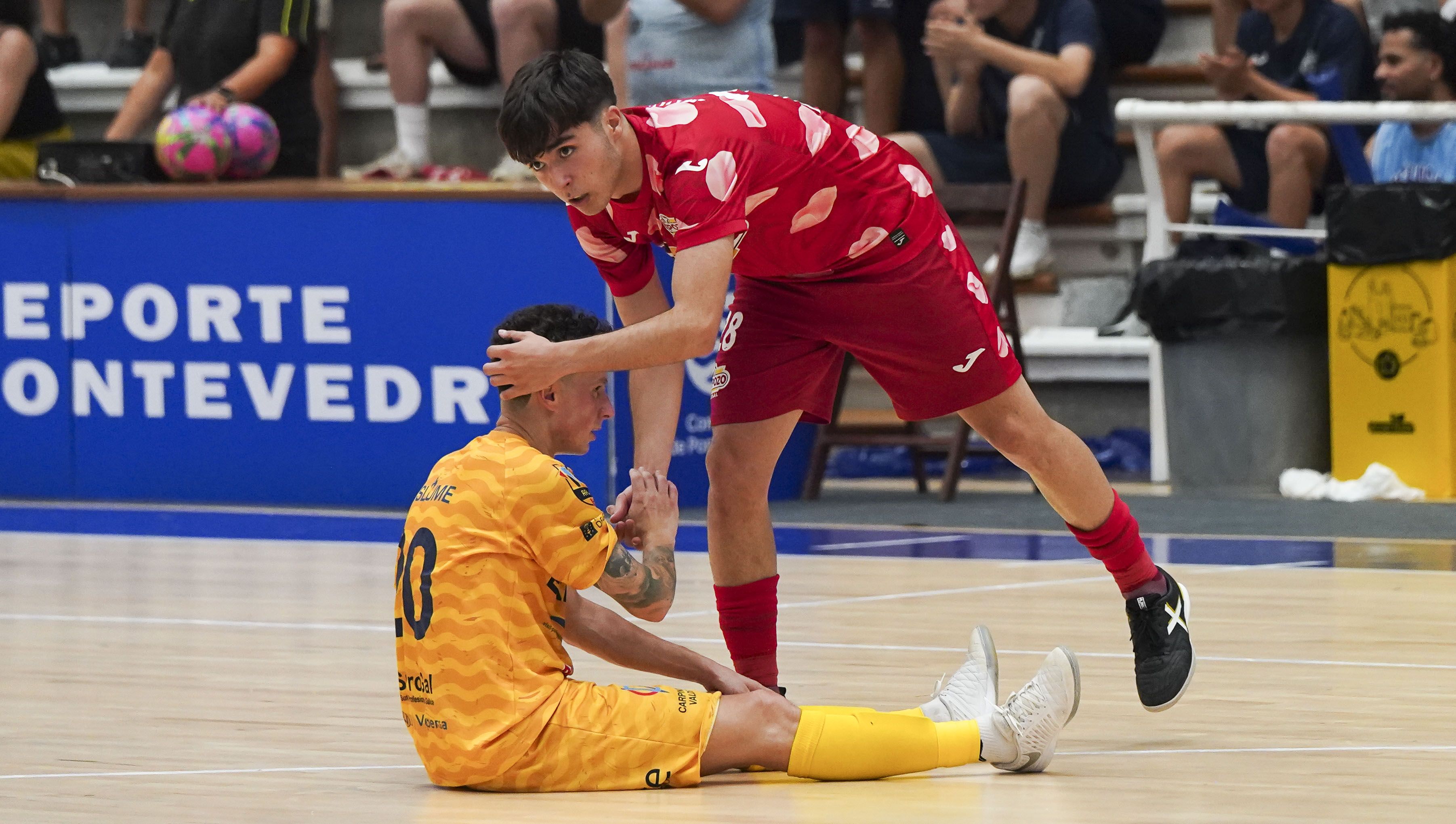 Final do play-off de ascenso a Segunda División entre Leis Pontevedra e ElPozo Ciudad de Murcia