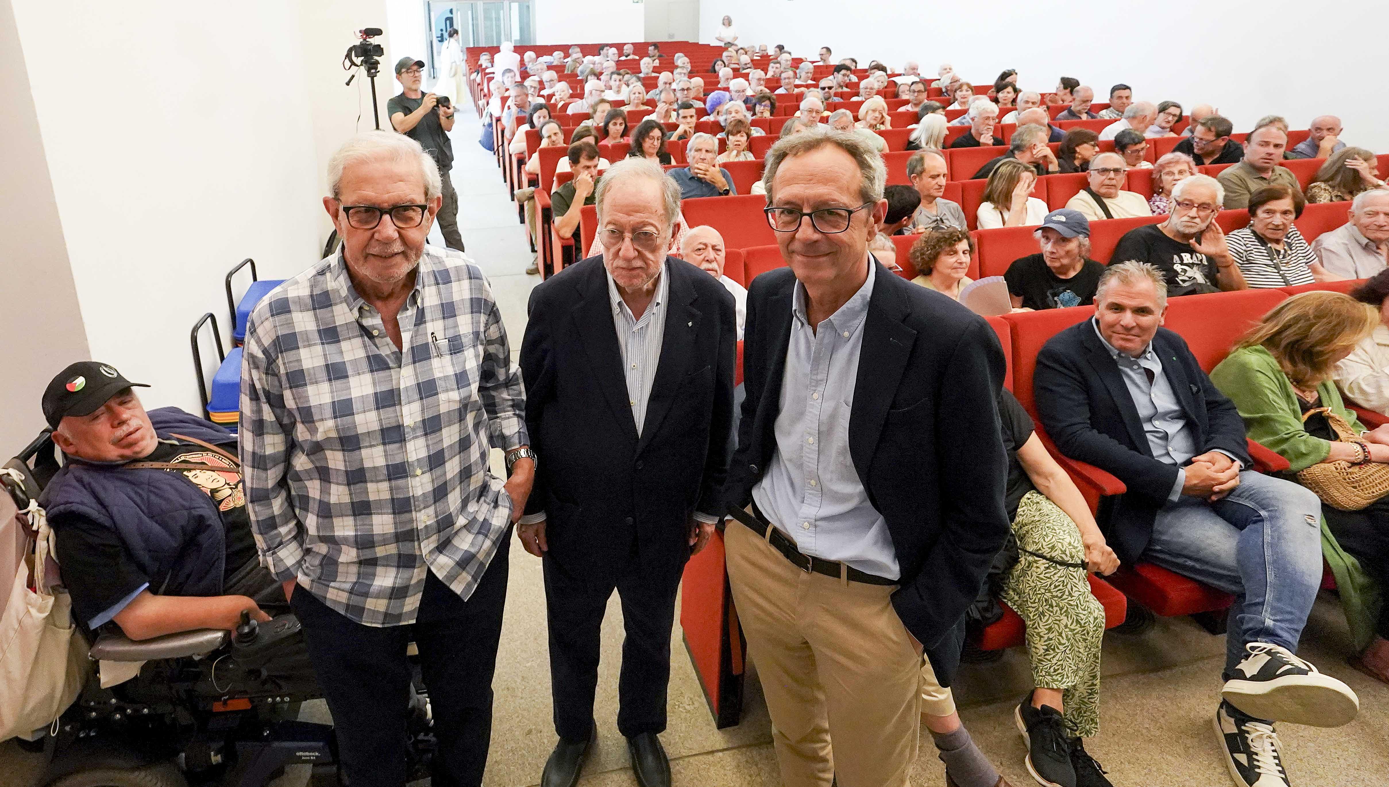 Mesa redonda 'O Estatuto de 1981. Balance de 45 anos'