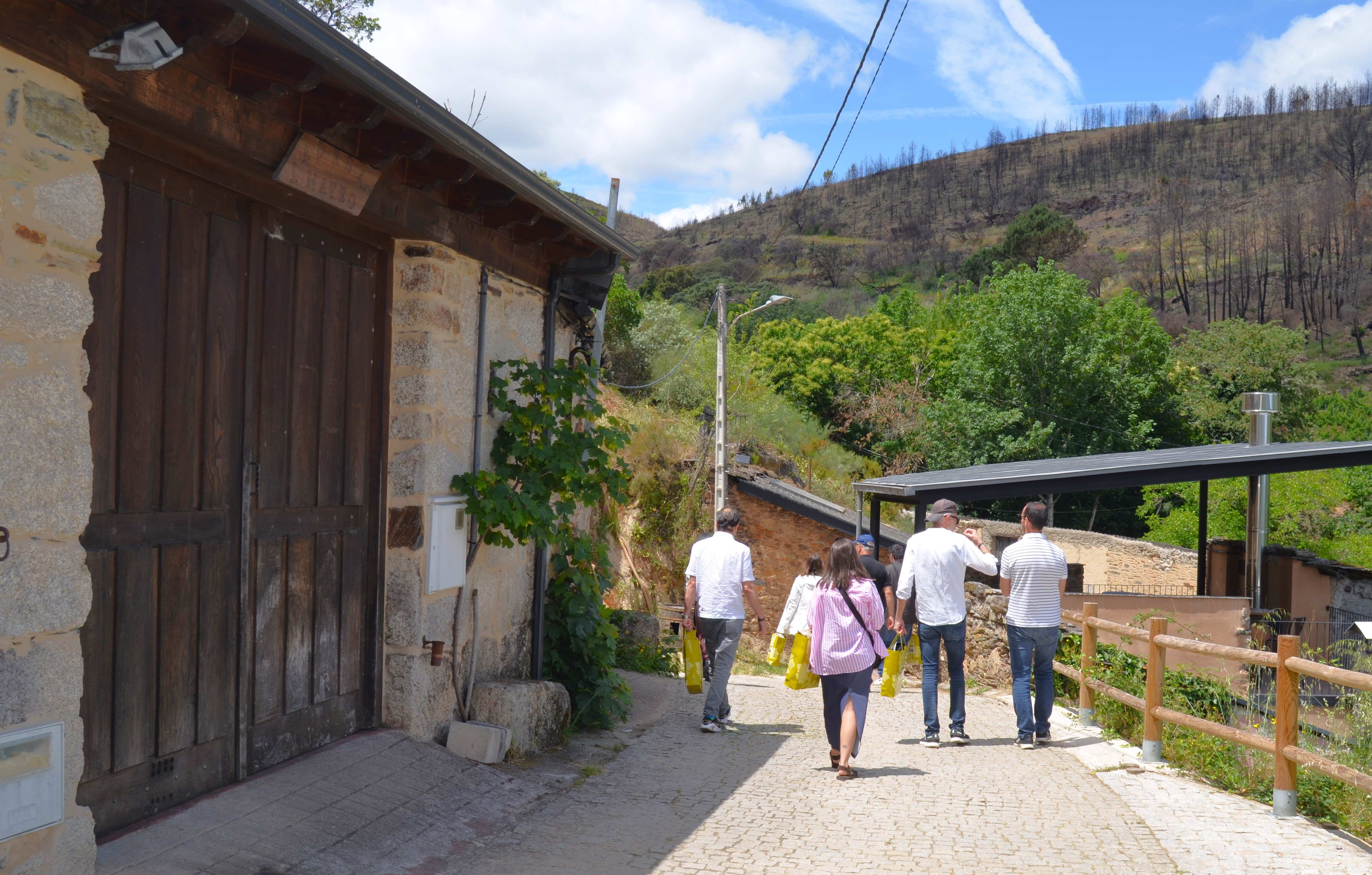 Visita a las Covas de Seadur Visita a las Covas de Seadur