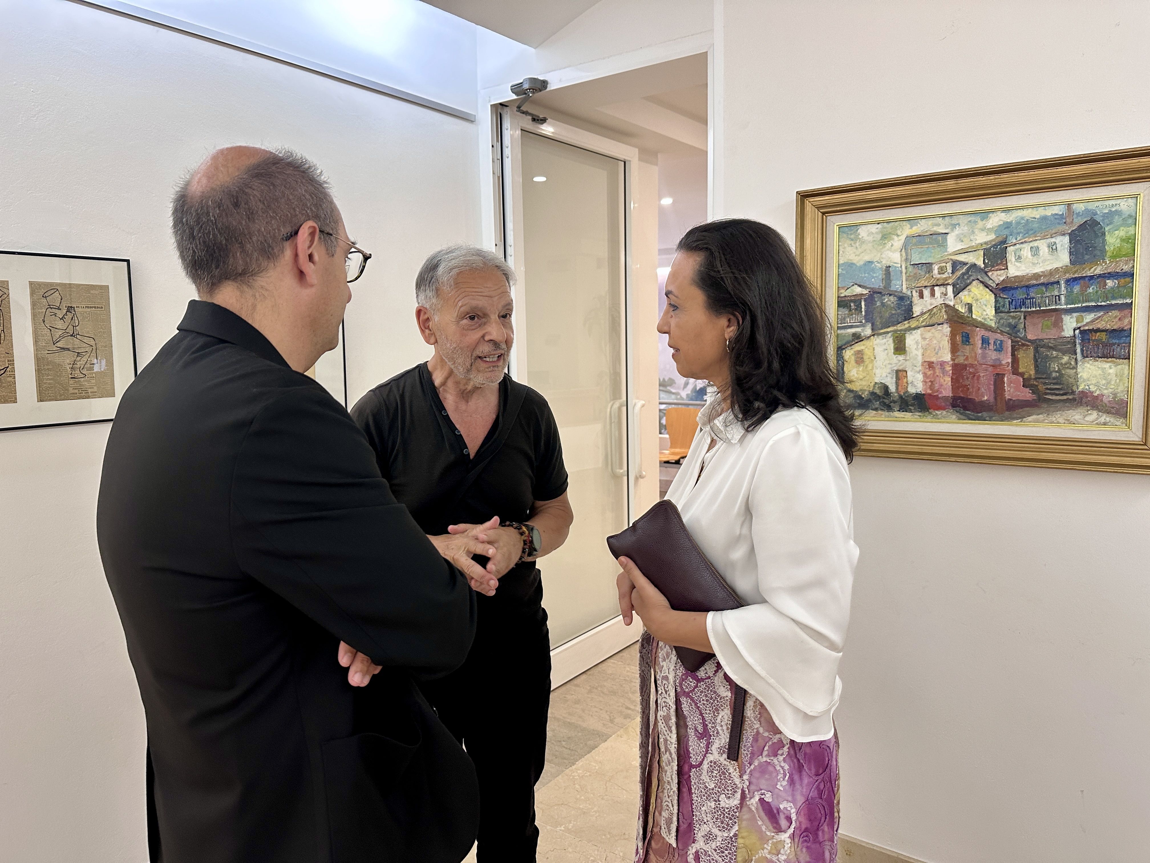 Exposición polo 125 aniversario do nacemento do pintor Manuel Torres