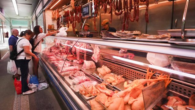 Postos de pescado e carne no Mercado de Abastos Postos de pescado e carne no Mercado de Abastos