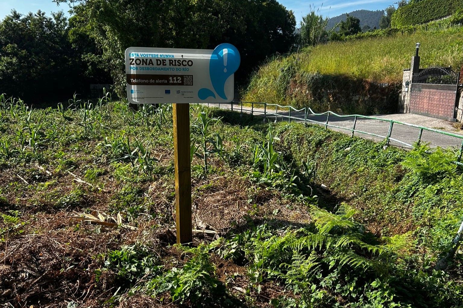 Panel para alertar do risco de inundación no rego de Pousadas