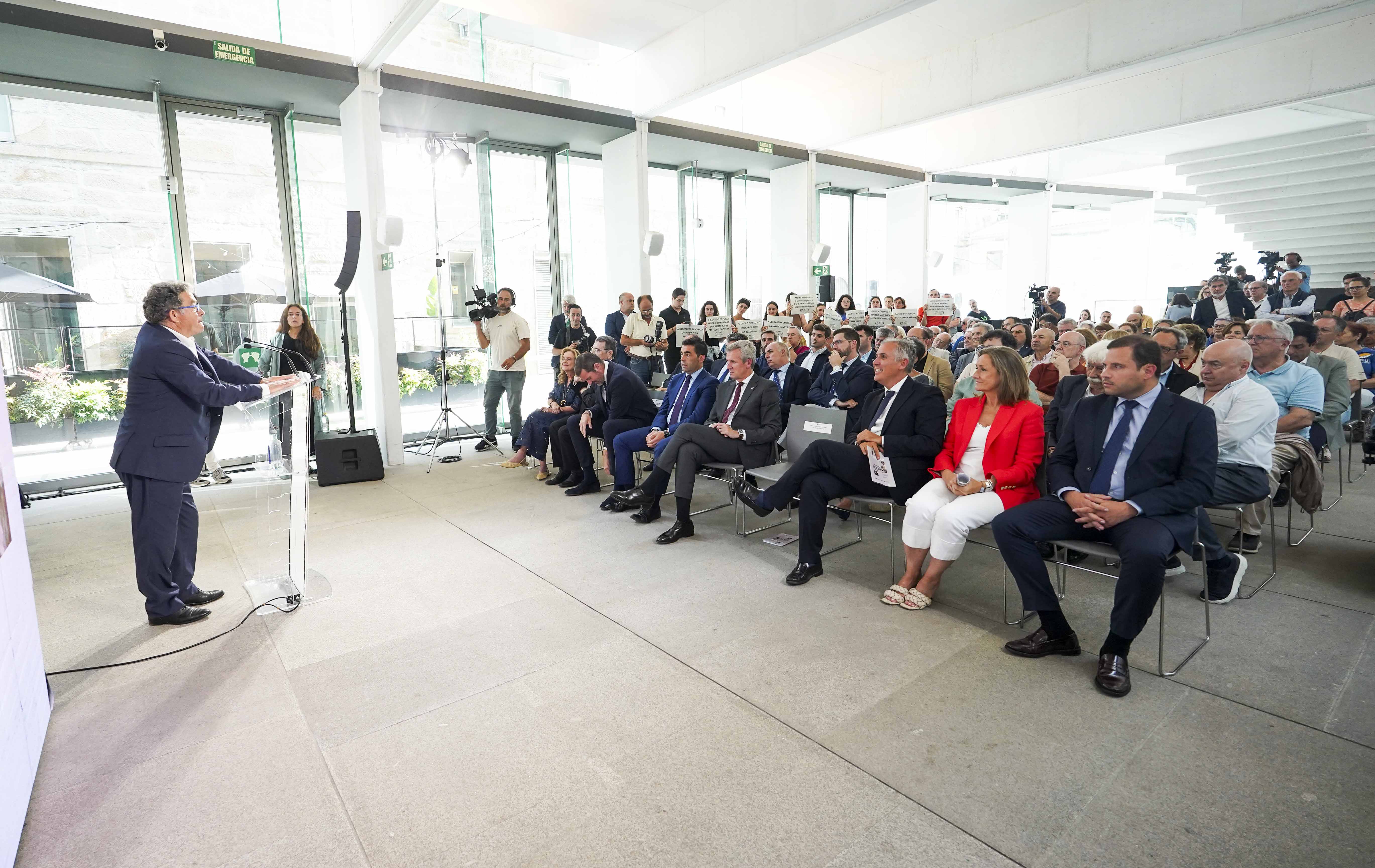 Apertura da exposición 'A Derradeira Leición do Mestre' no Museo de Pontevedra