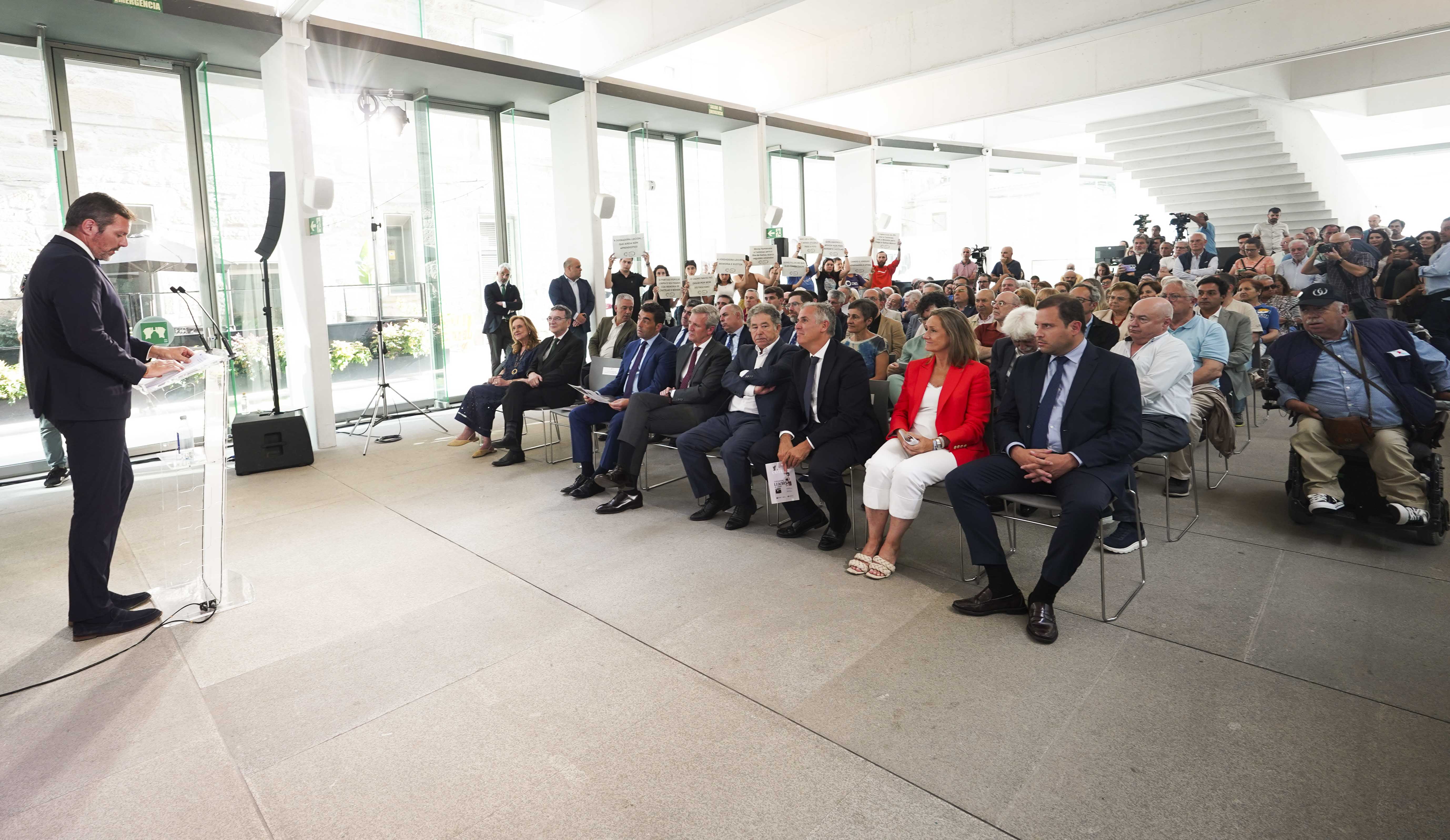 Apertura da exposición 'A Derradeira Leición do Mestre' no Museo de Pontevedra