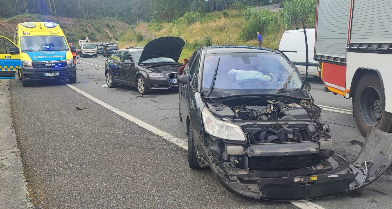 Accidente na VG-4.1, en Noalla