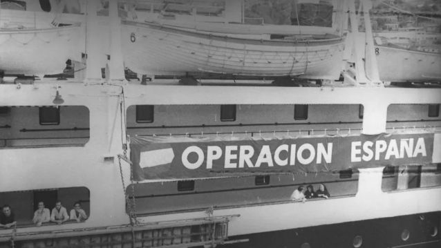 Un dos barcos fretados para a Operación España.