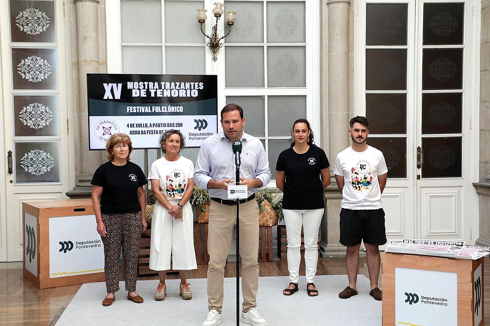Presentación de Jorge Cubela da Mostra dos Trazantes de Tenorio