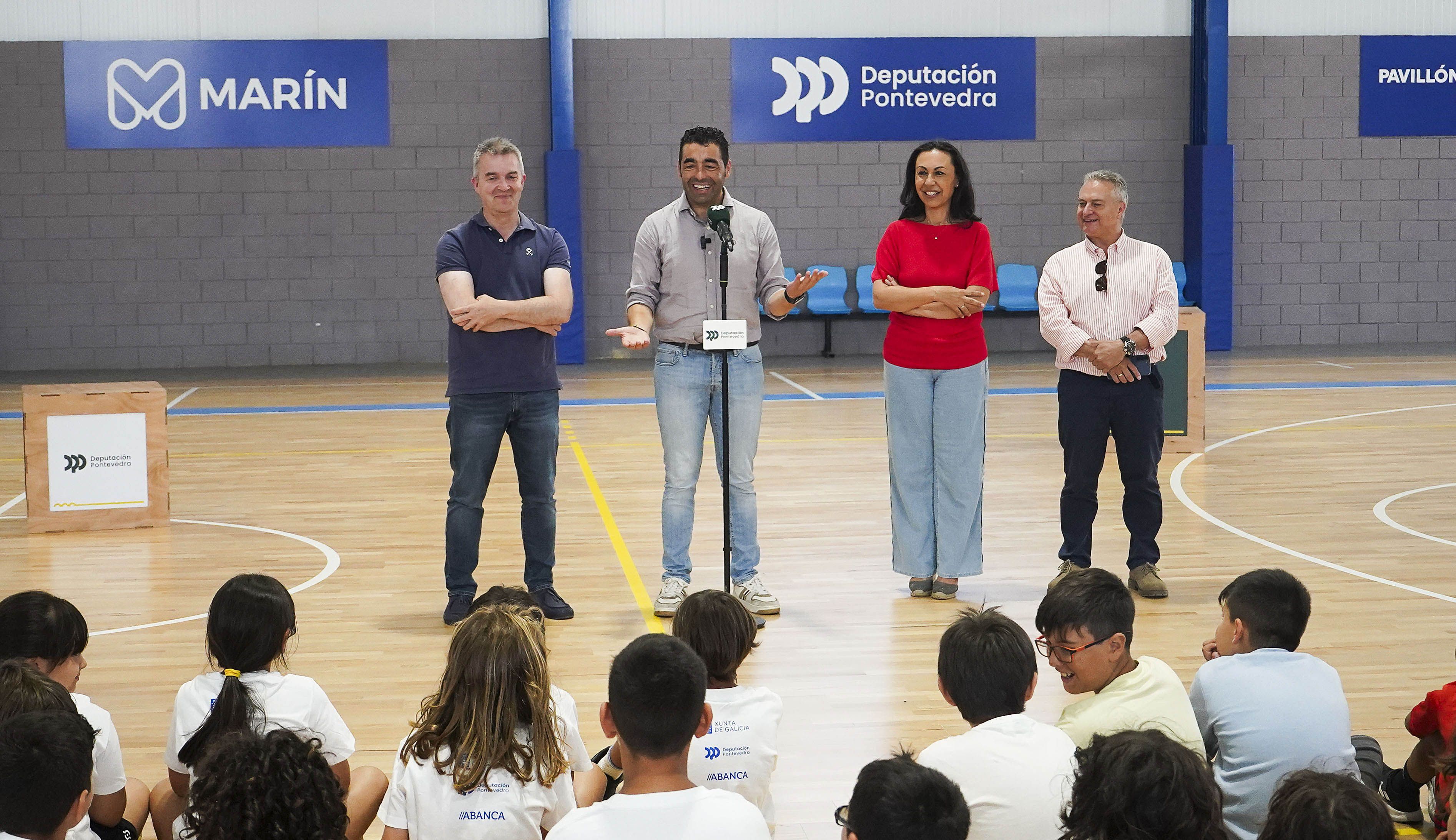 Marín reabre o pavillón do Sequelo tras unha renovación Marín reabre o pavillón do Sequelo tras unha renovación